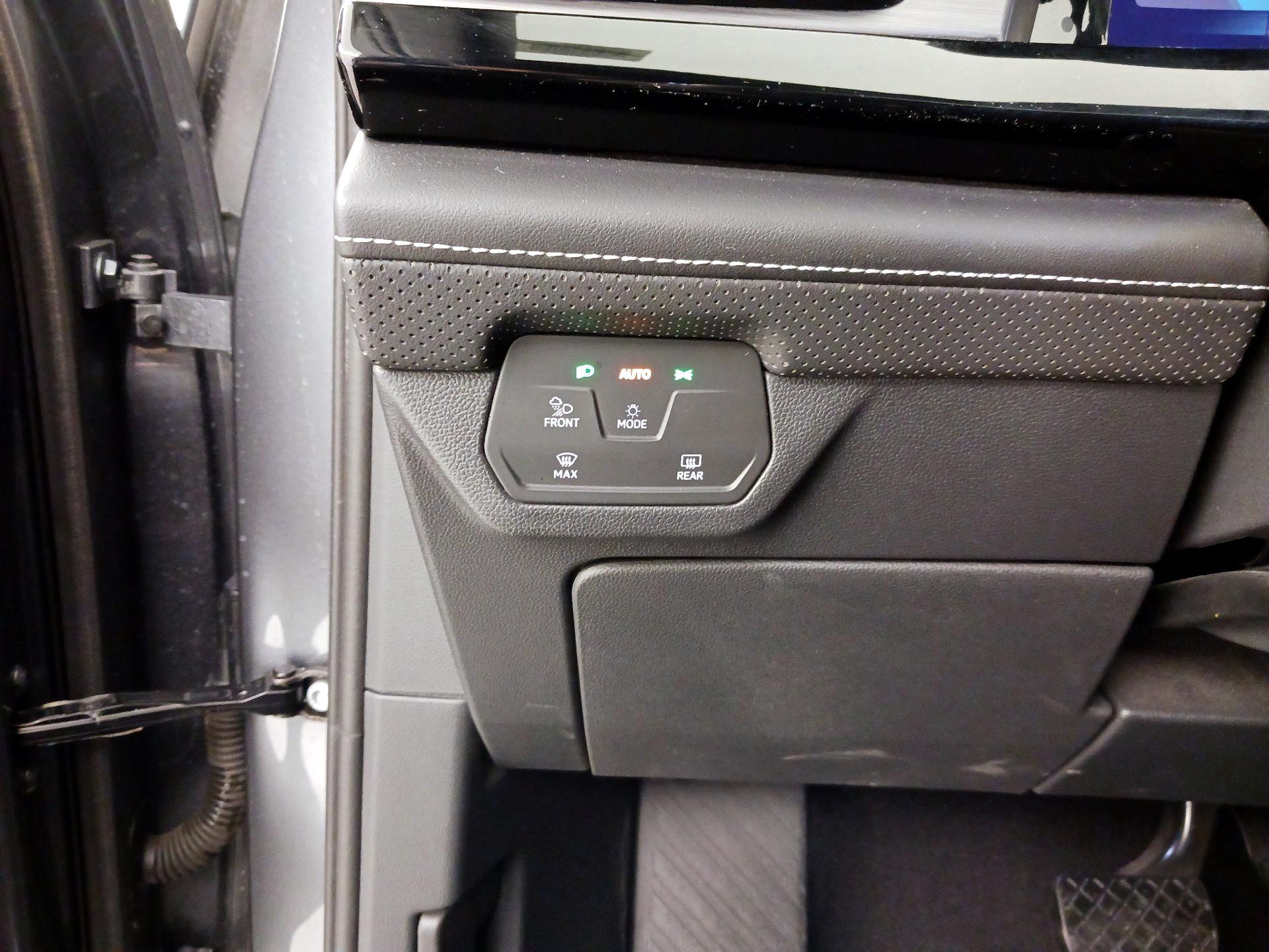 Thumbnail: 2024 Volkswagen Atlas - 13