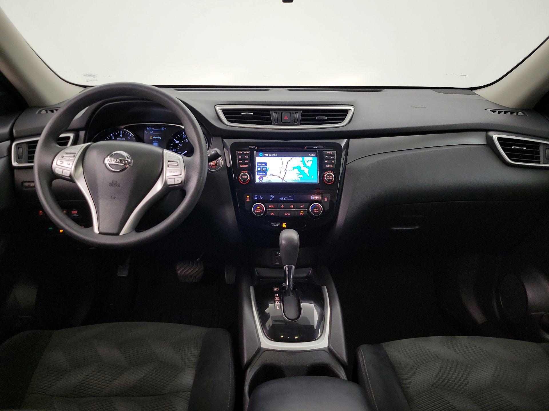 Thumbnail: 2015 Nissan Rogue - 9