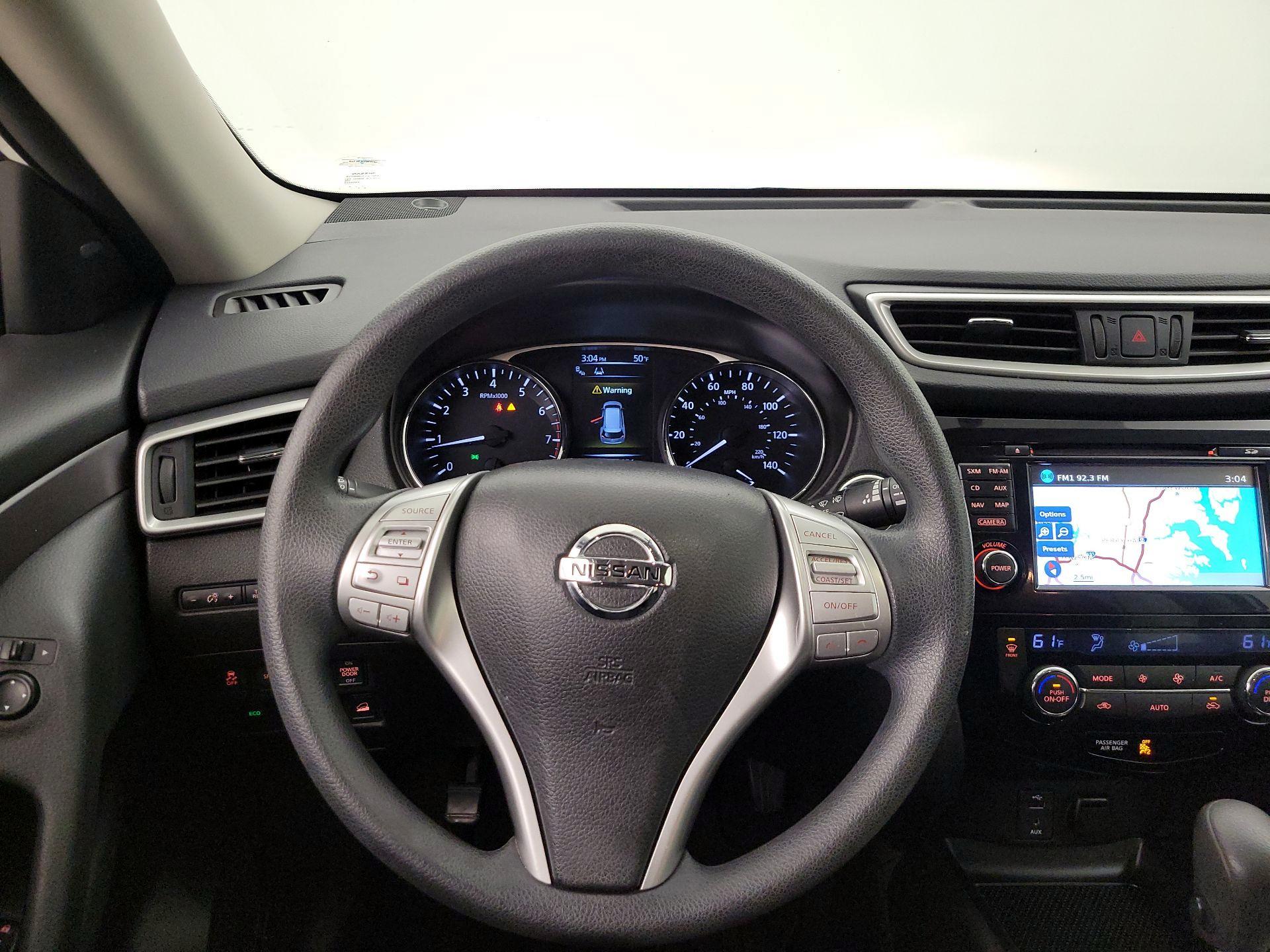 Thumbnail: 2015 Nissan Rogue - 10