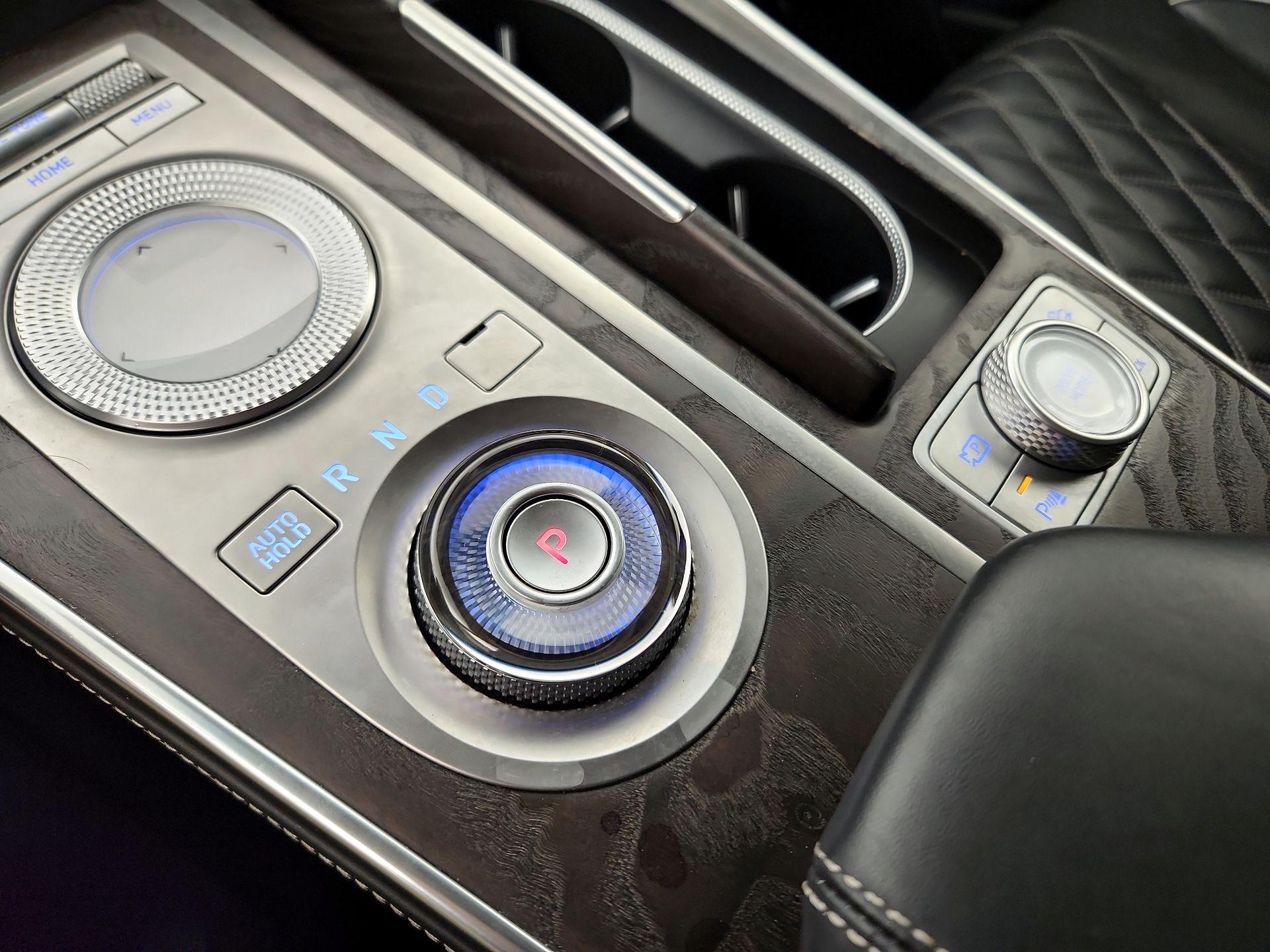 Thumbnail: 2021 Genesis GV80 - 18