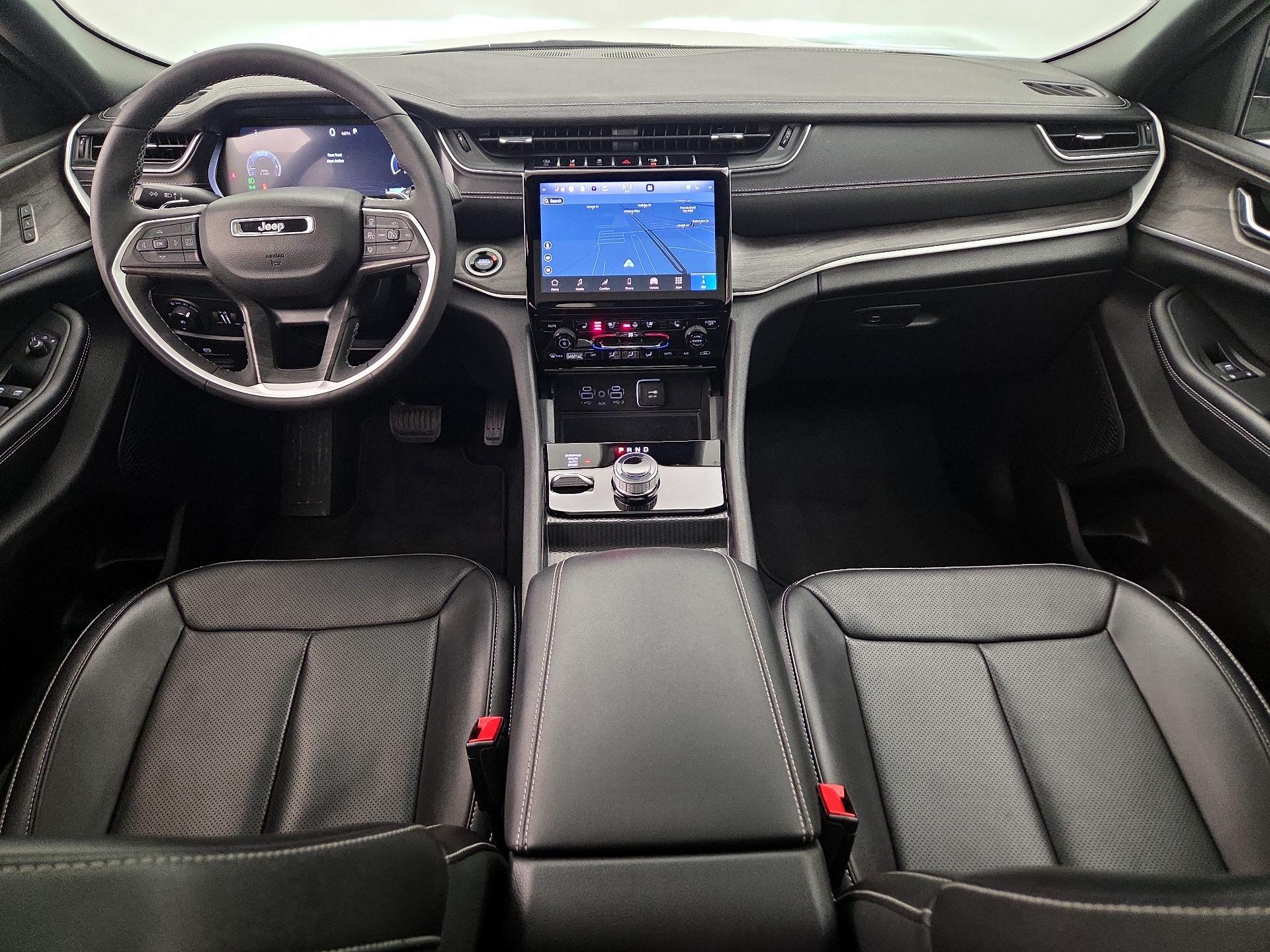 Thumbnail: 2024 Jeep Grand Cherokee - 9