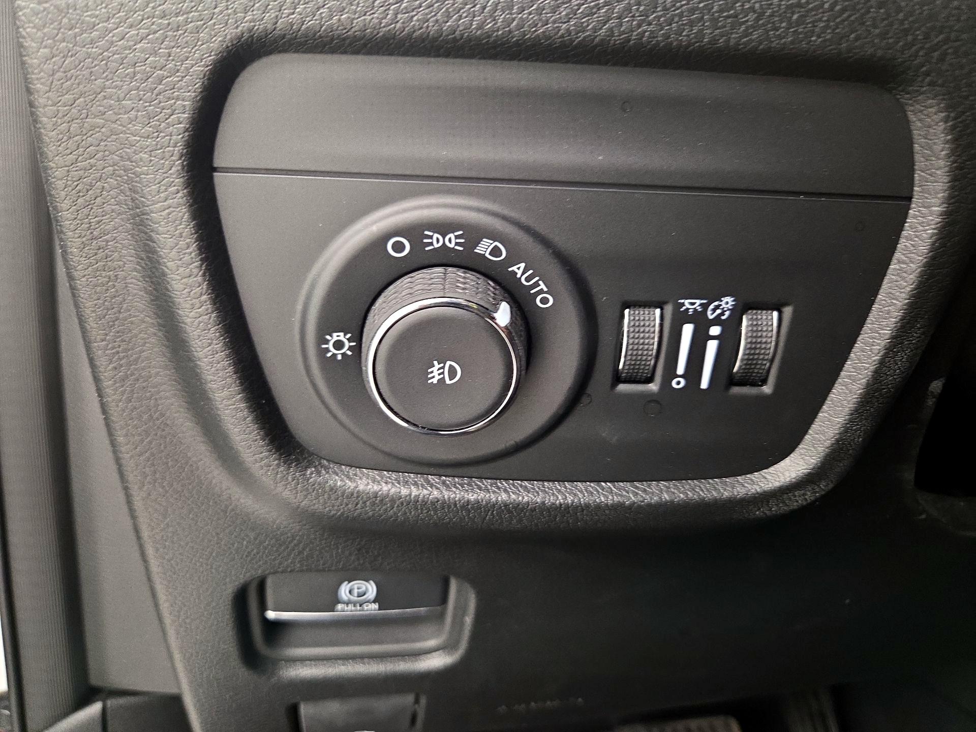 Thumbnail: 2024 Jeep Grand Cherokee - 13