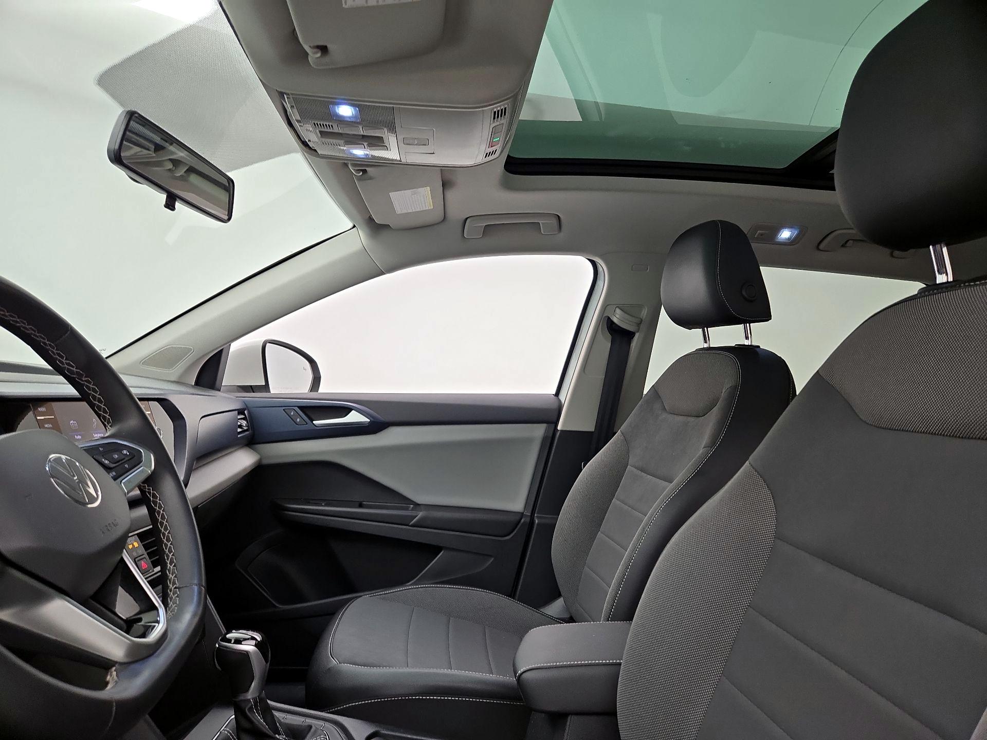 Thumbnail: 2022 Volkswagen Taos - 19