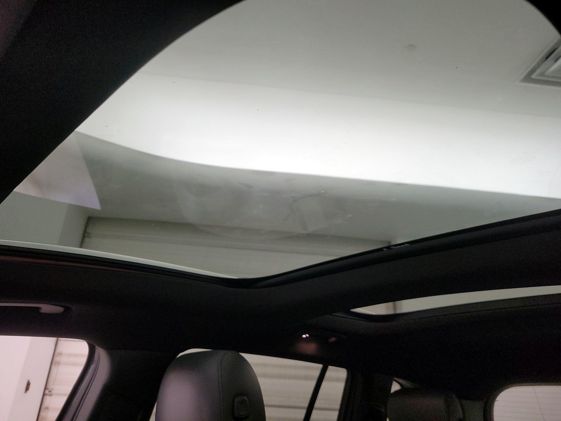 Thumbnail: 2021 Mercedes-Benz GLB - 20