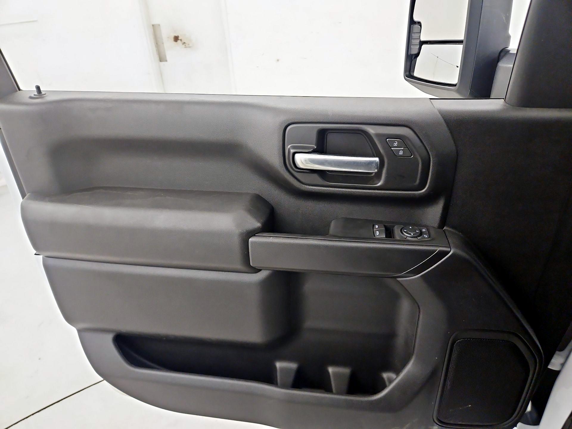 Thumbnail: 2025 Chevrolet Silverado 2500 - 12