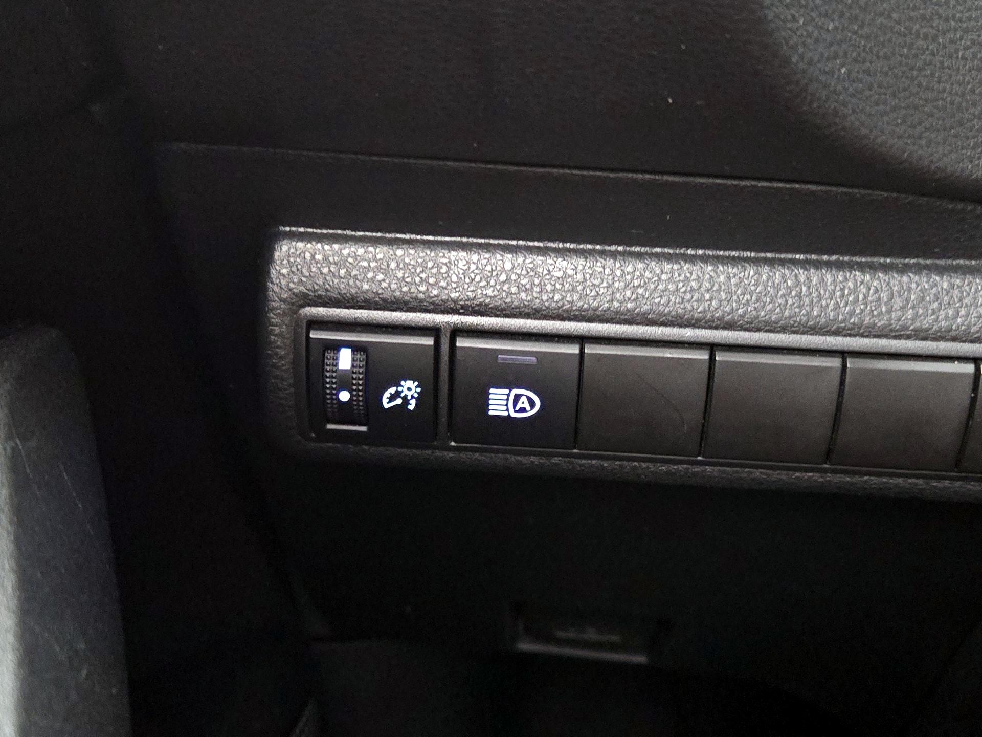 Thumbnail: 2022 Toyota Corolla - 13