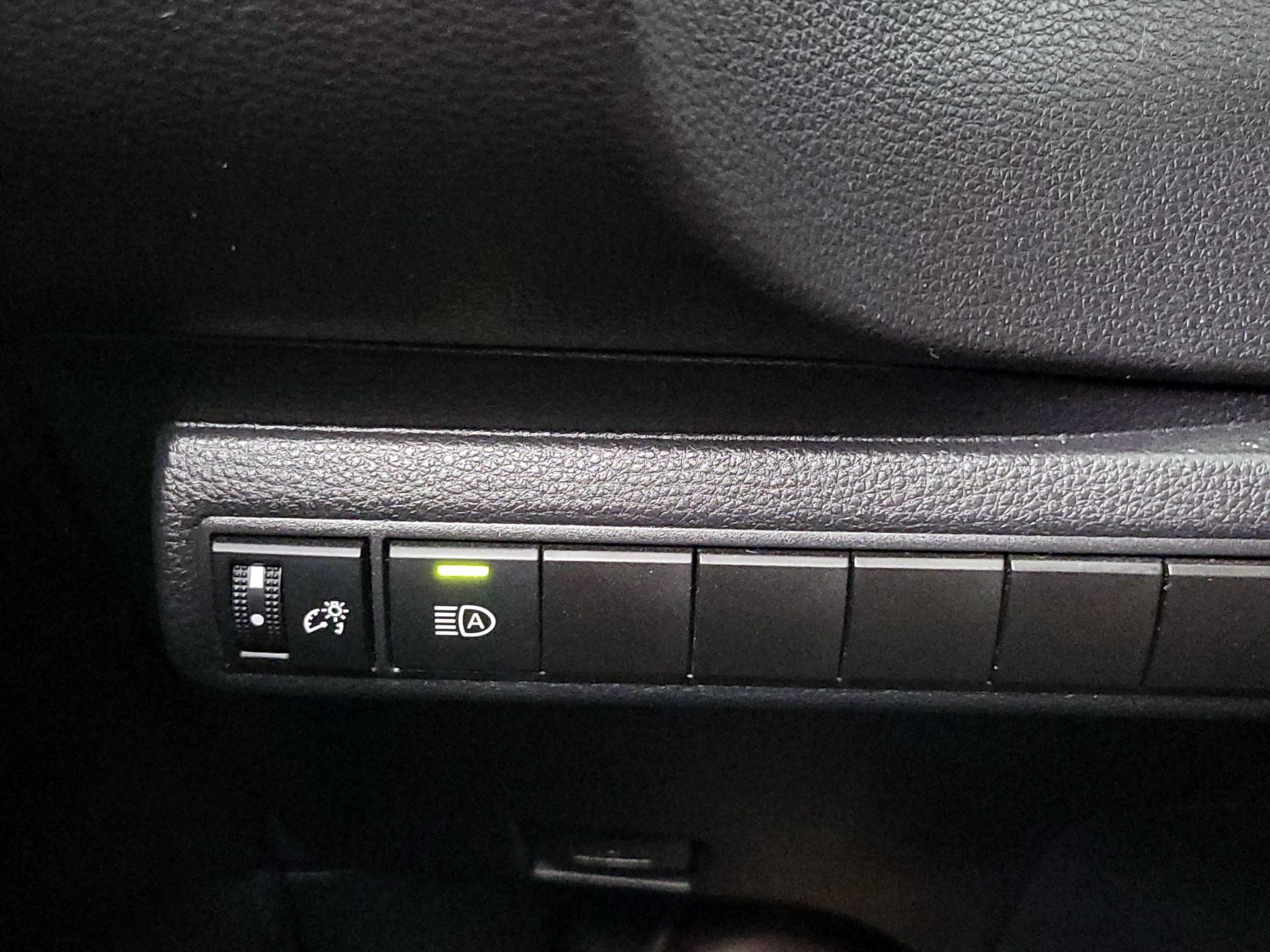 Thumbnail: 2023 Toyota Corolla - 13