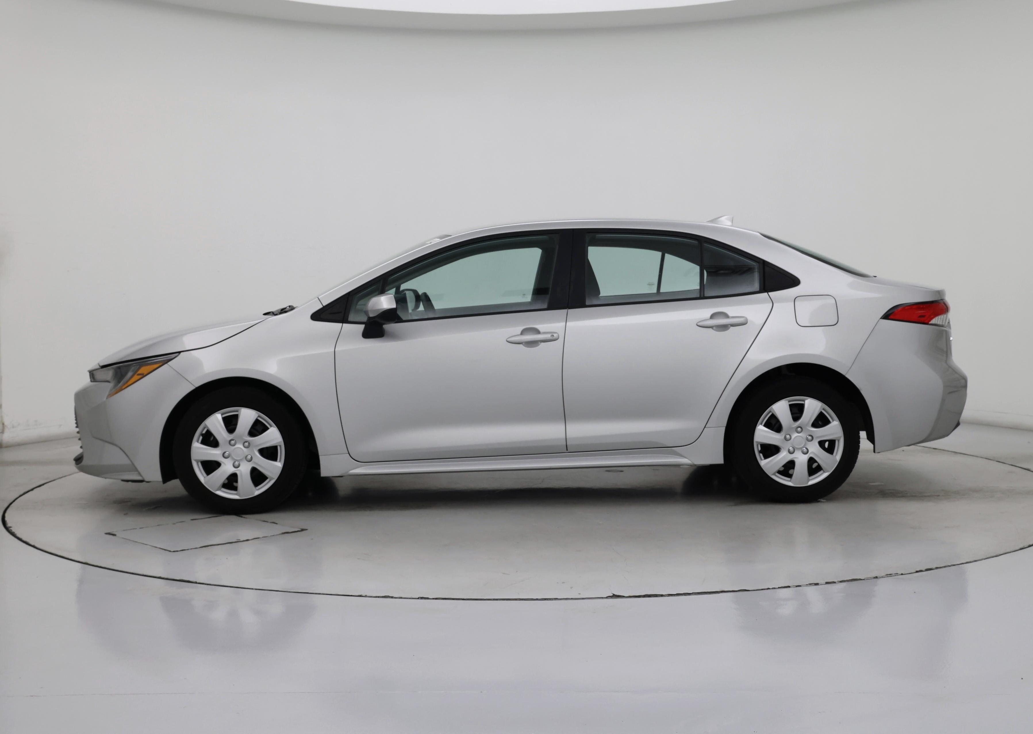 Thumbnail: 2023 Toyota Corolla - 3