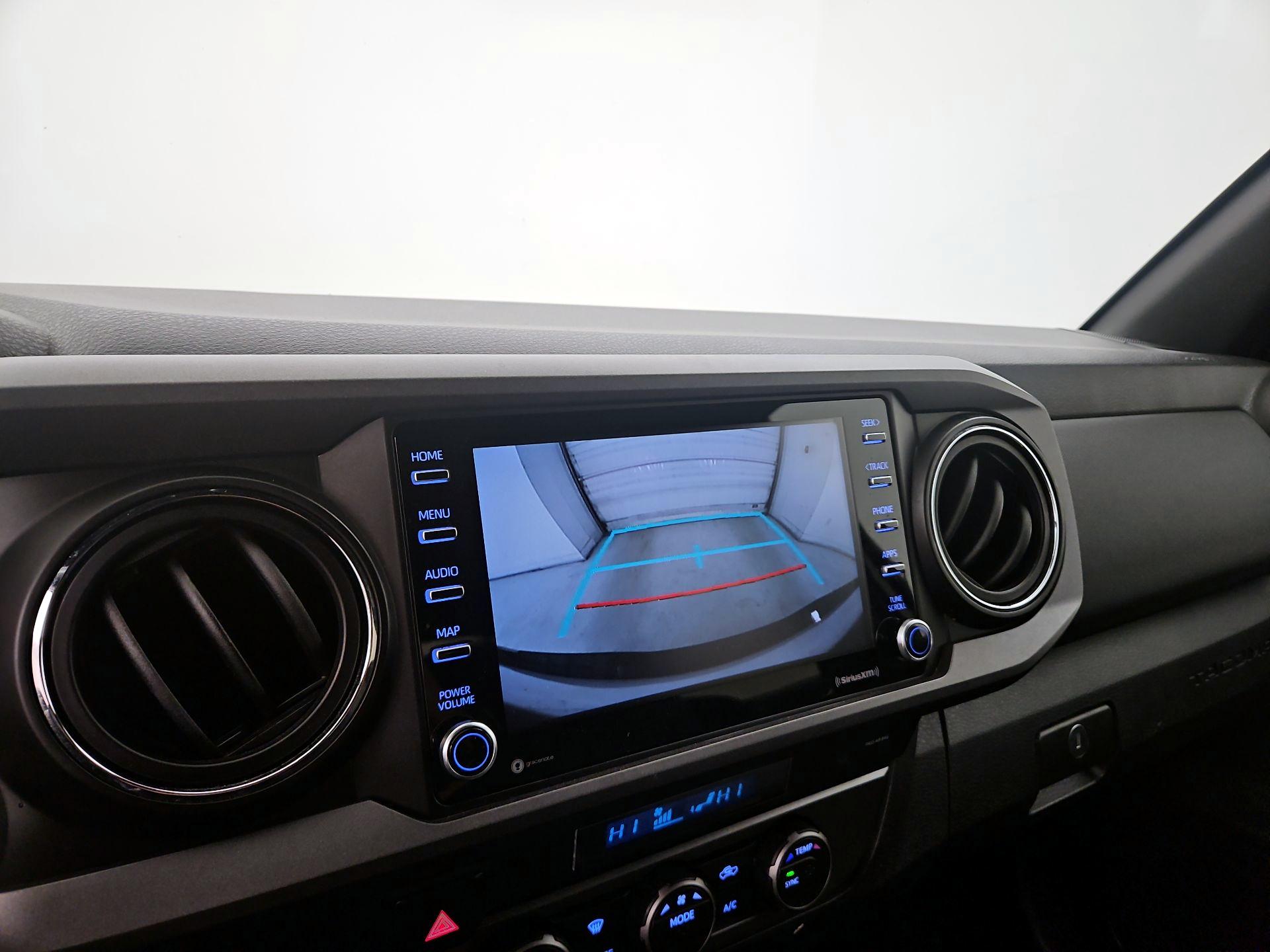 Thumbnail: 2022 Toyota Tacoma - 15