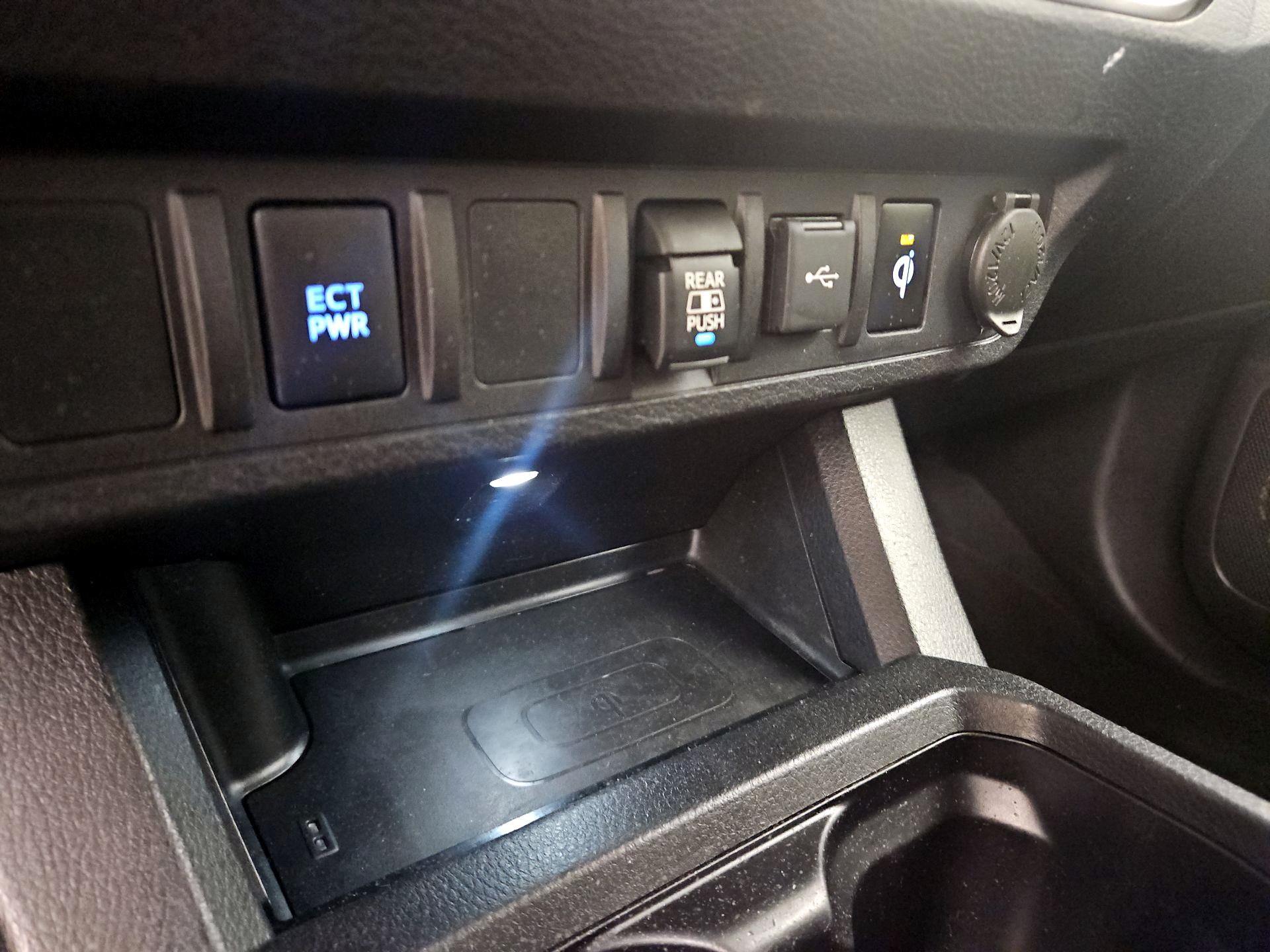 Thumbnail: 2022 Toyota Tacoma - 19