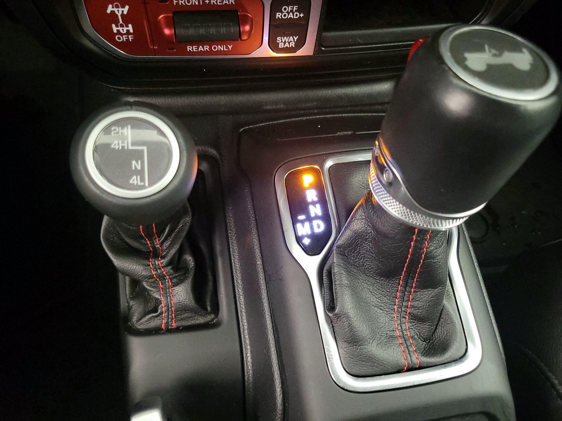 Thumbnail: 2021 Jeep Wrangler - 18