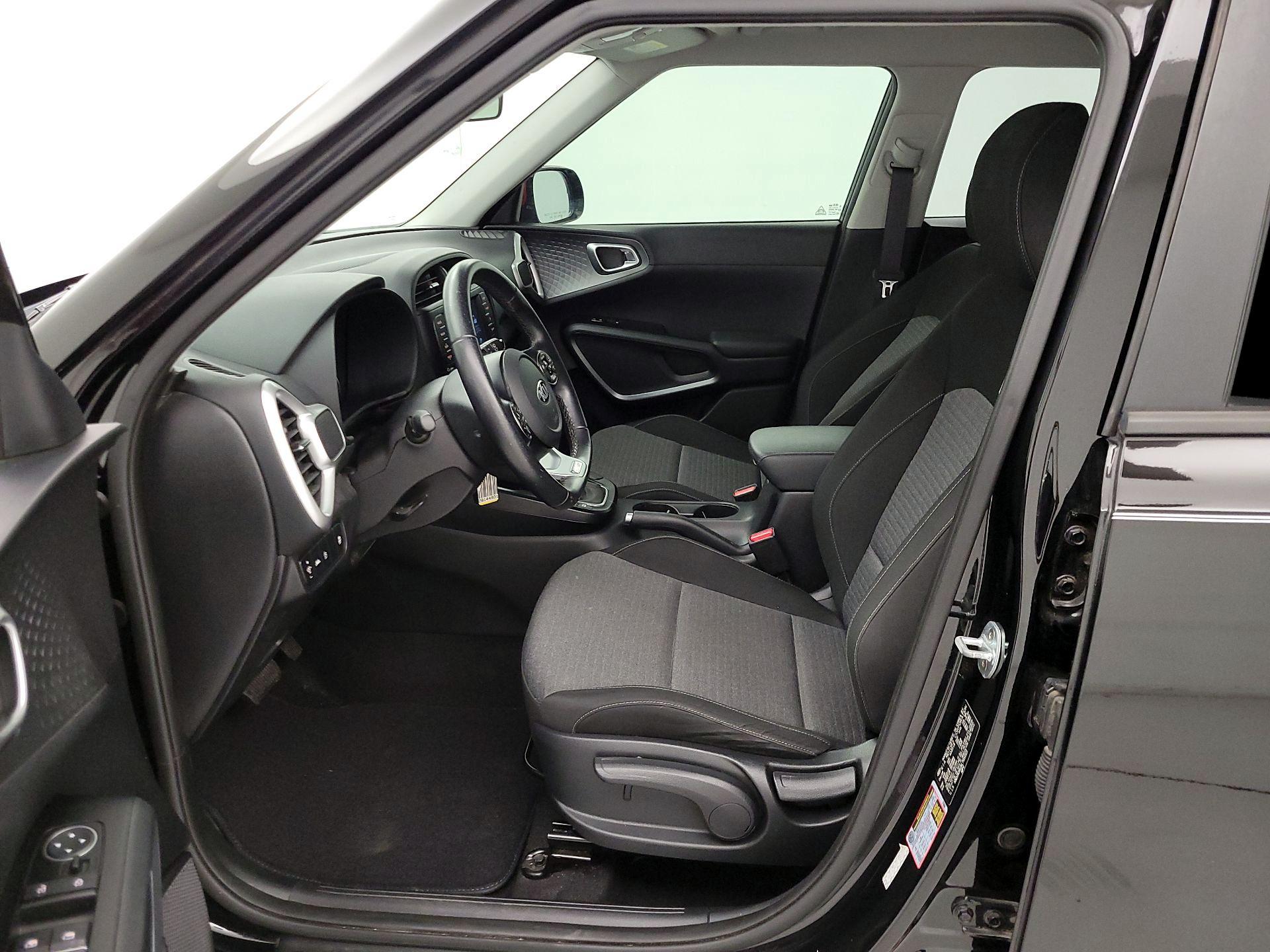 Thumbnail: 2020 Kia Soul - 11