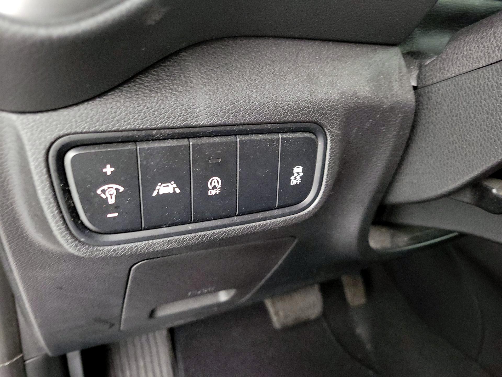 Thumbnail: 2020 Kia Soul - 13