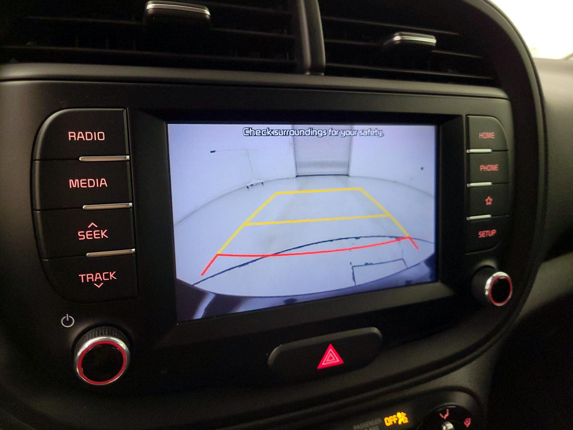 Thumbnail: 2020 Kia Soul - 14