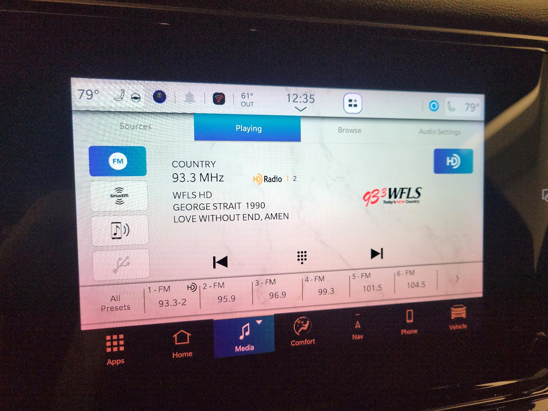 Thumbnail: 2024 Jeep Wagoneer - 16