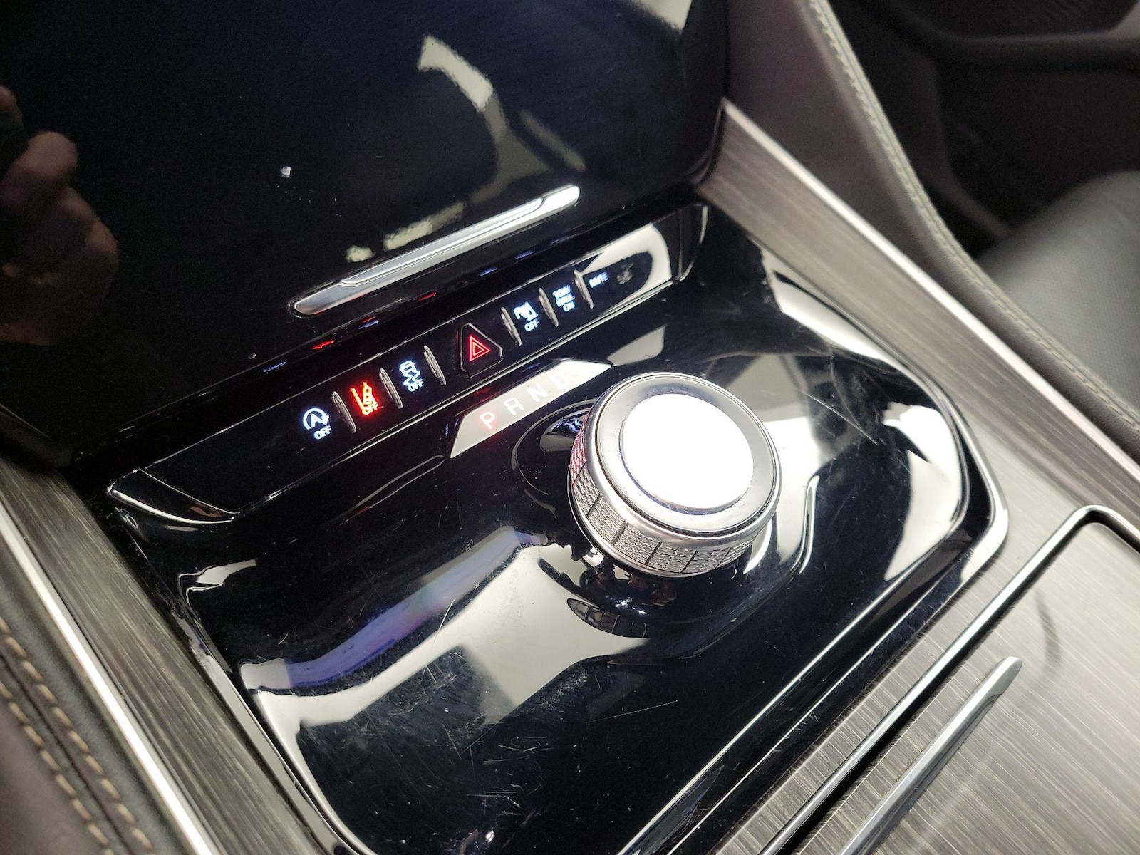 2024 Jeep Wagoneer L Series II - Photo 19