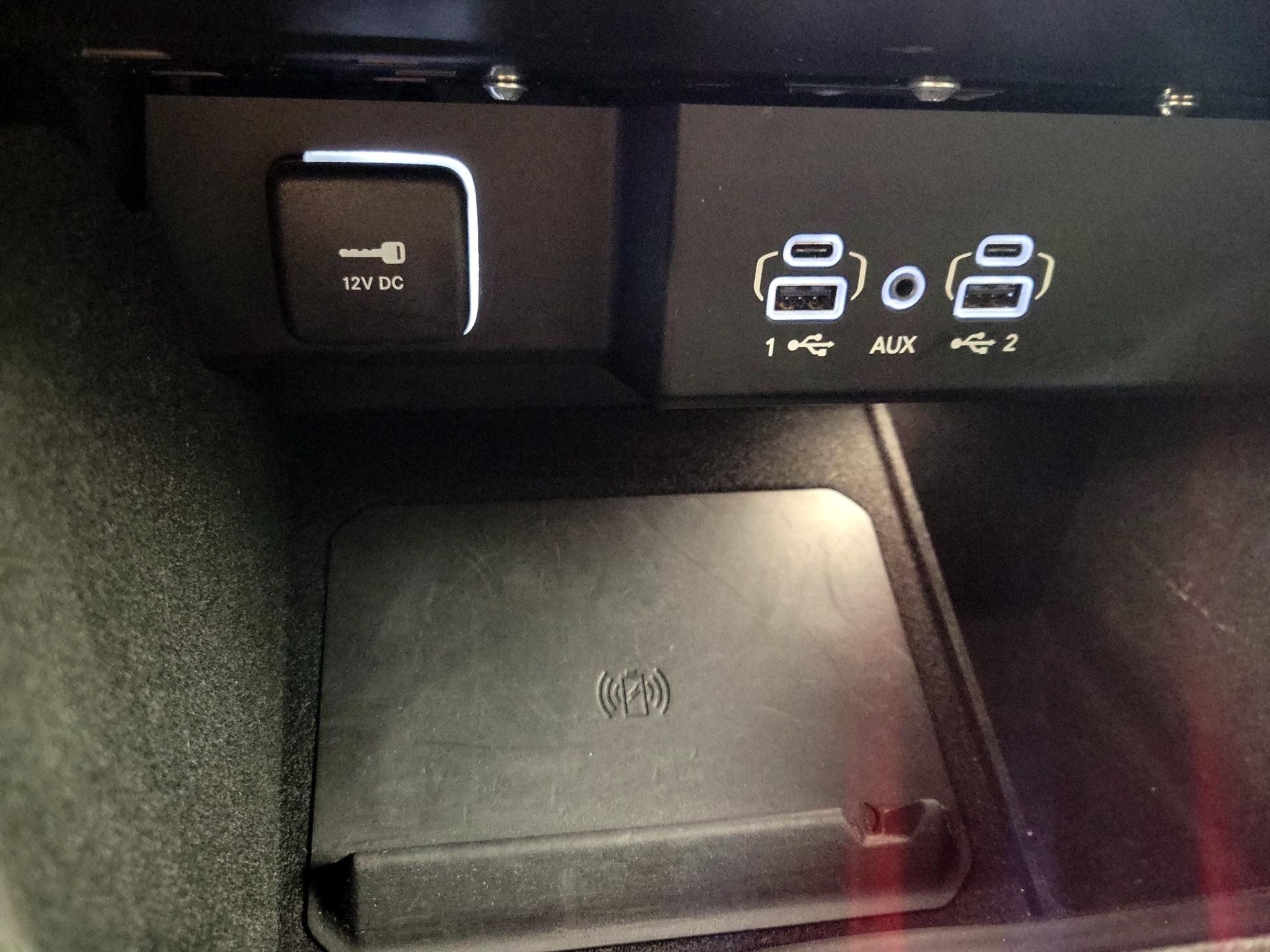 Thumbnail: 2024 Jeep Wagoneer - 19