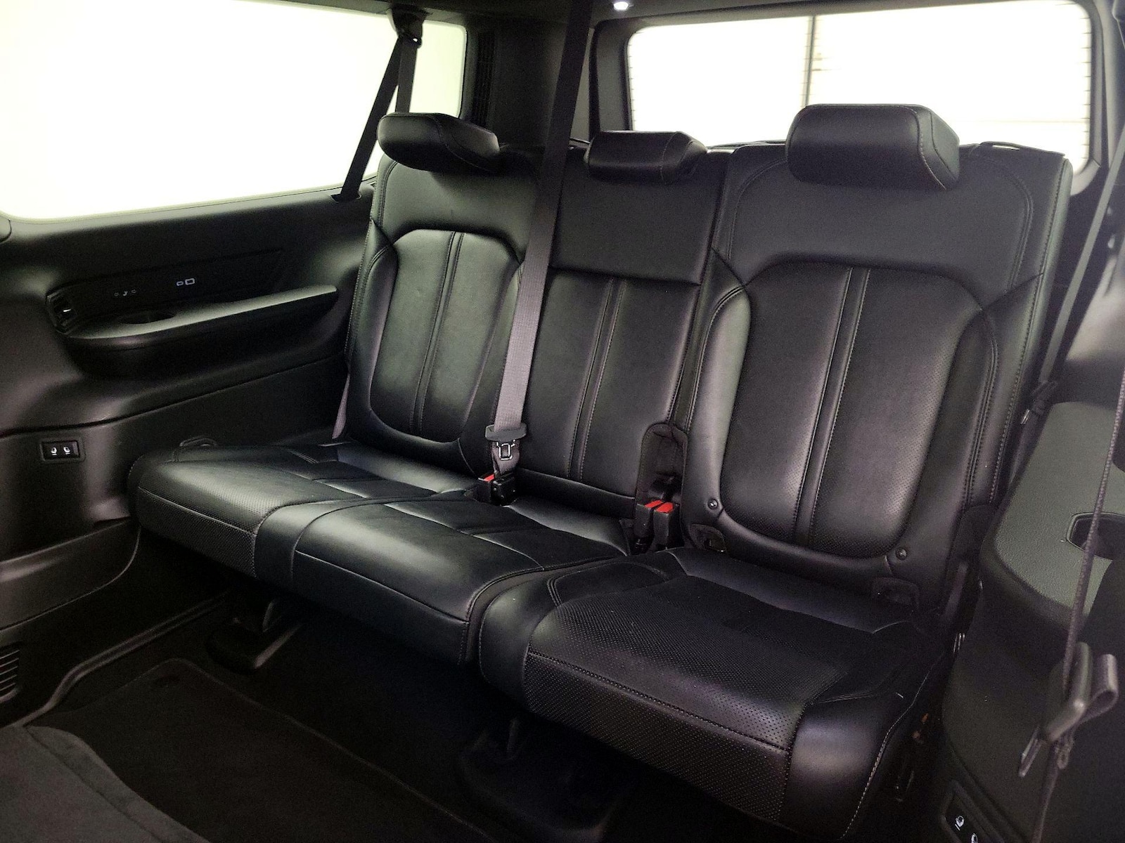 2024 Jeep Wagoneer L Series II - Photo 22