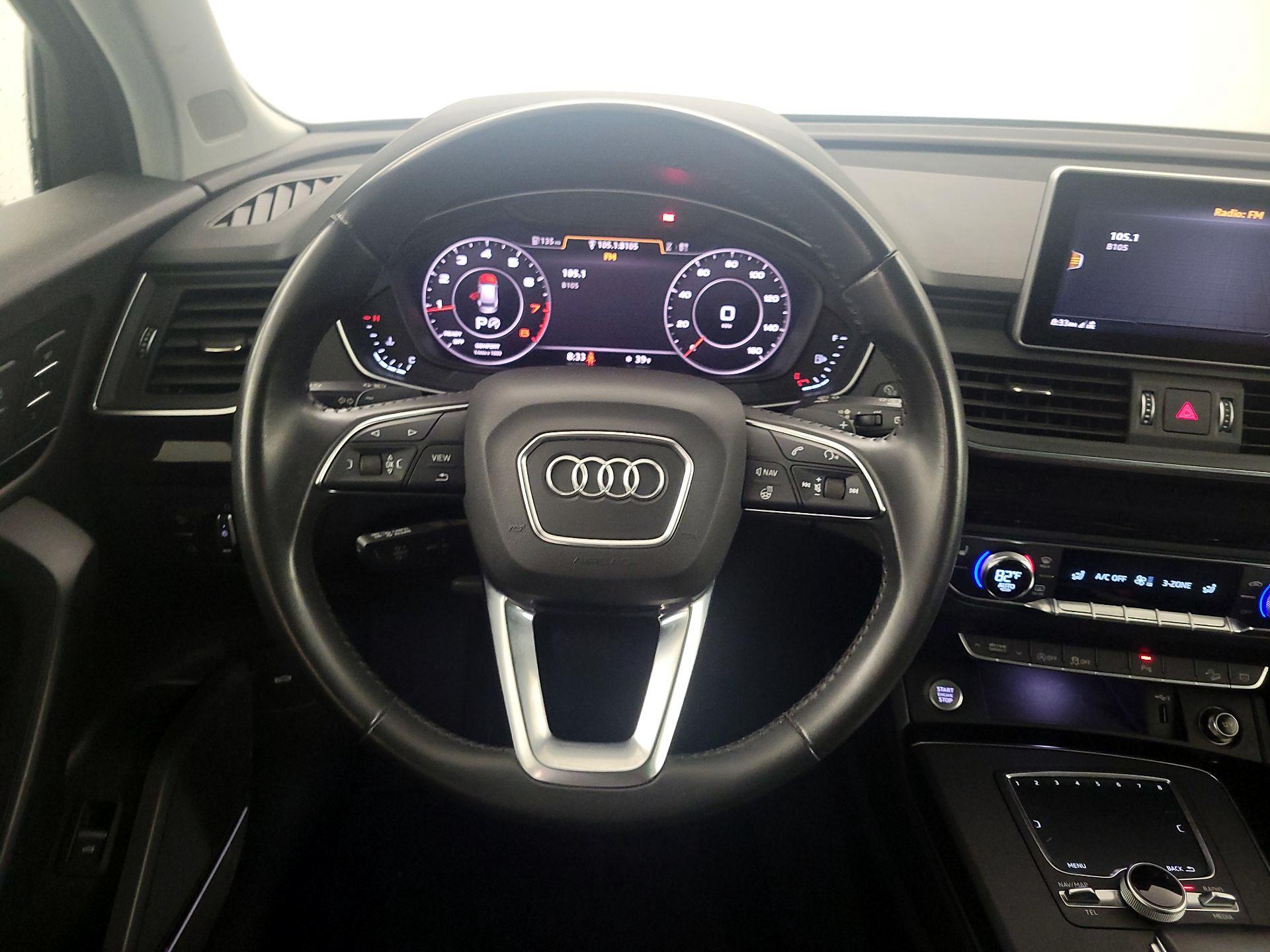 Thumbnail: 2020 Audi Q5 - 10