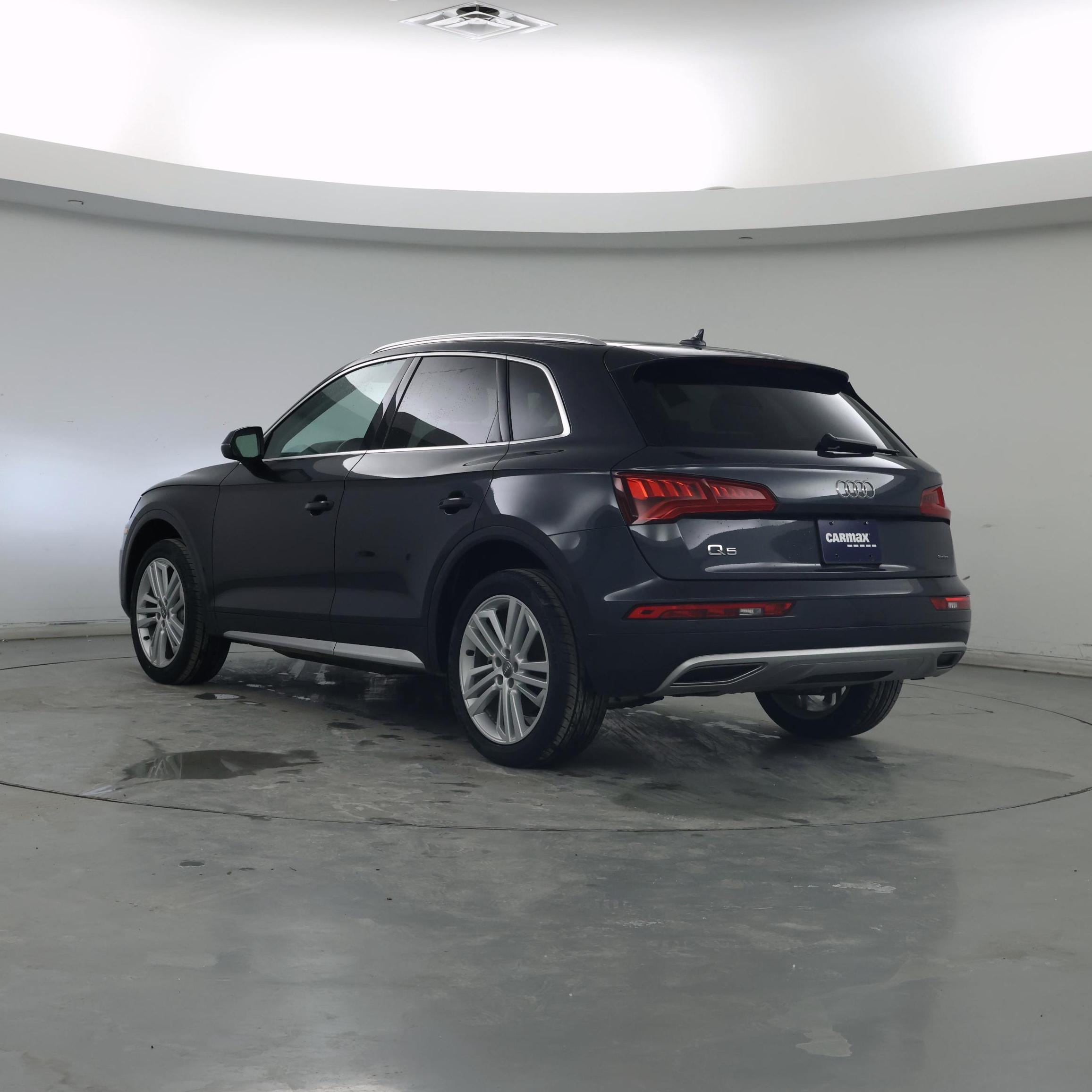 Thumbnail: 2020 Audi Q5 - 2