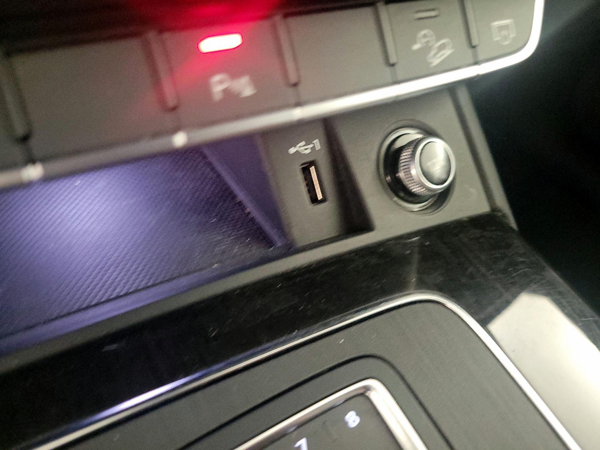 Thumbnail: 2020 Audi Q5 - 19