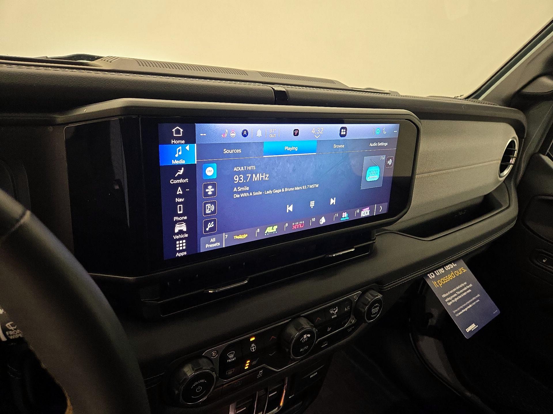 Thumbnail: 2024 Jeep Wrangler - 16