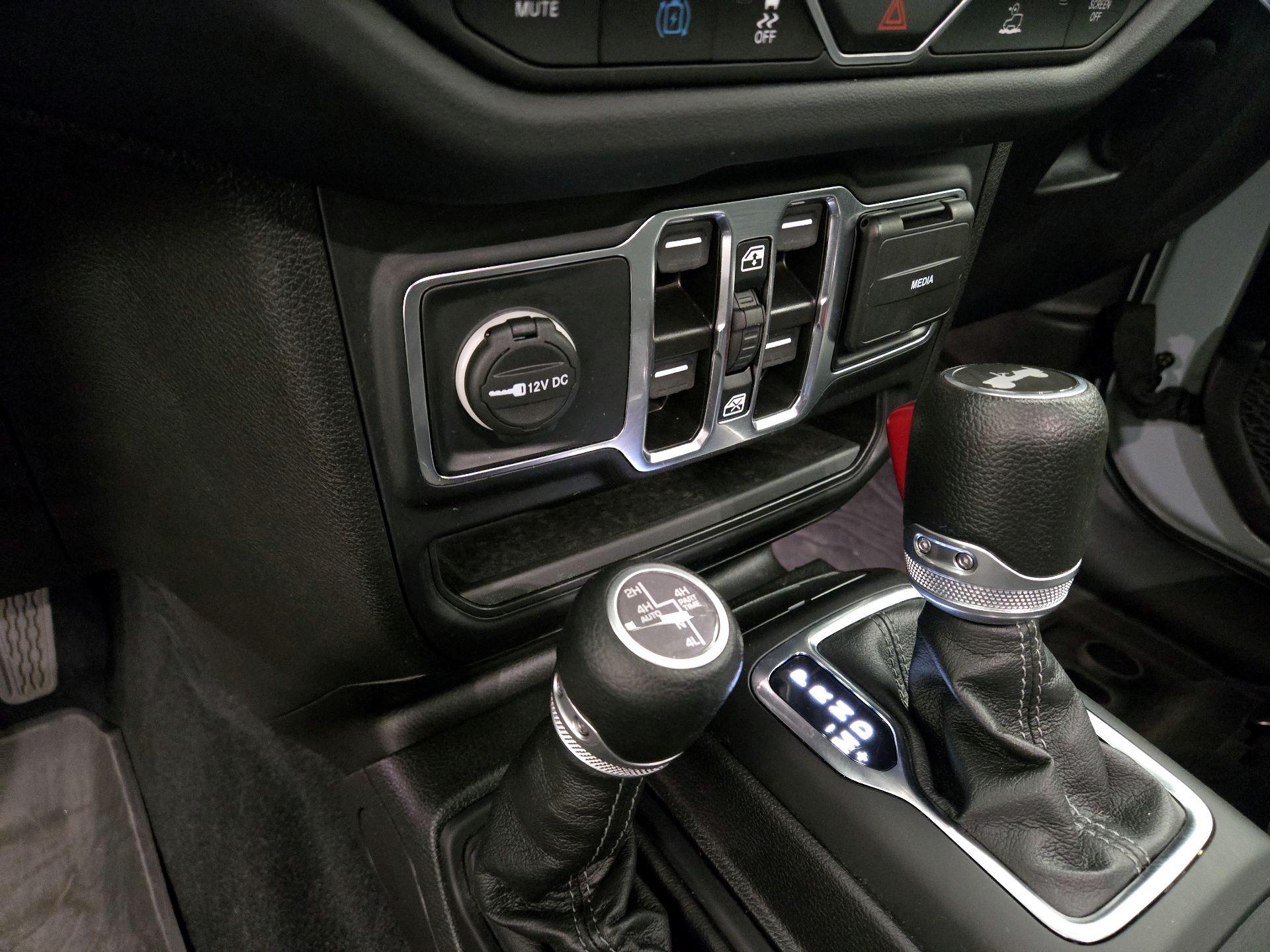 Thumbnail: 2024 Jeep Wrangler - 19