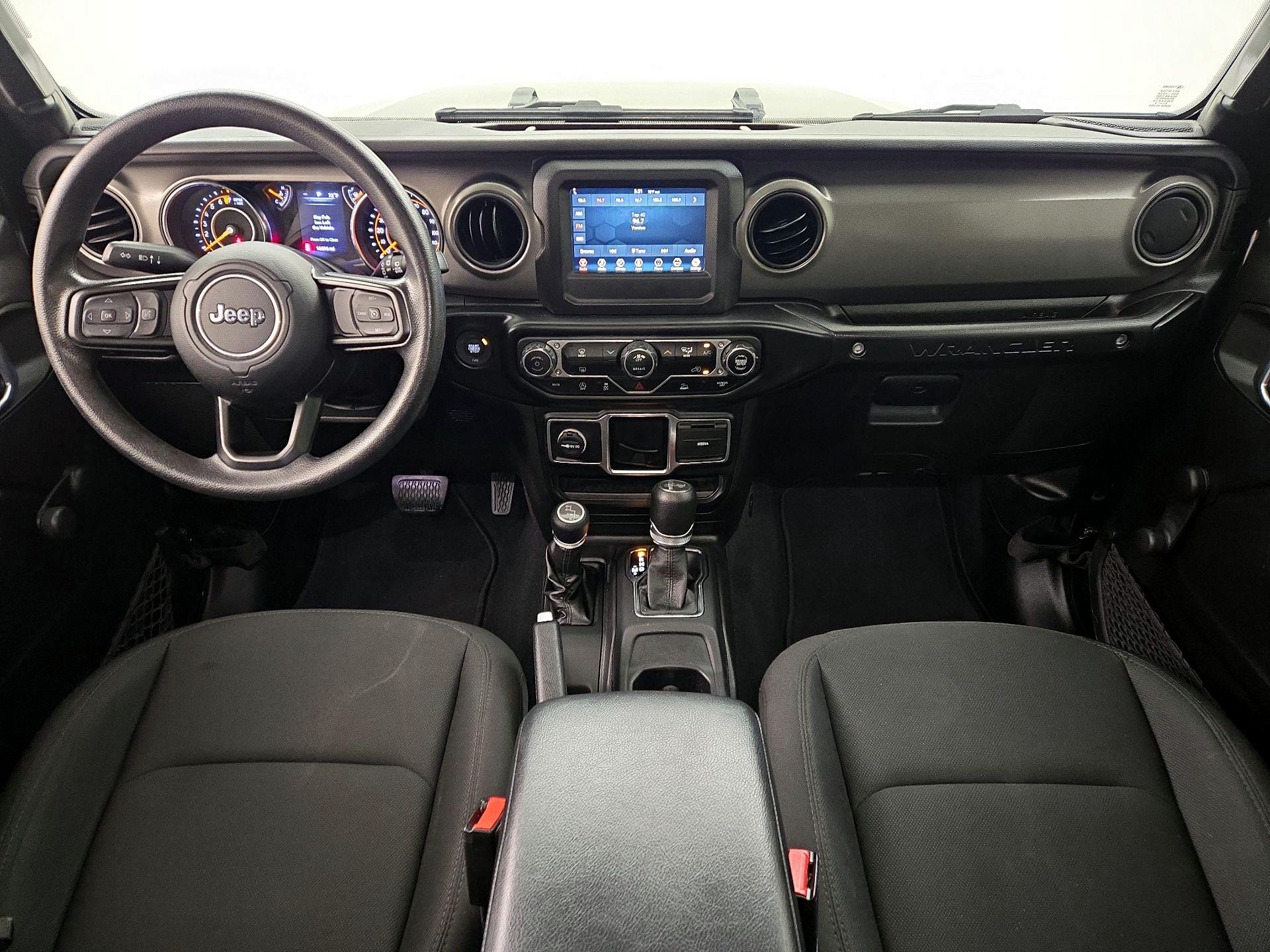 Thumbnail: 2022 Jeep Wrangler - 9