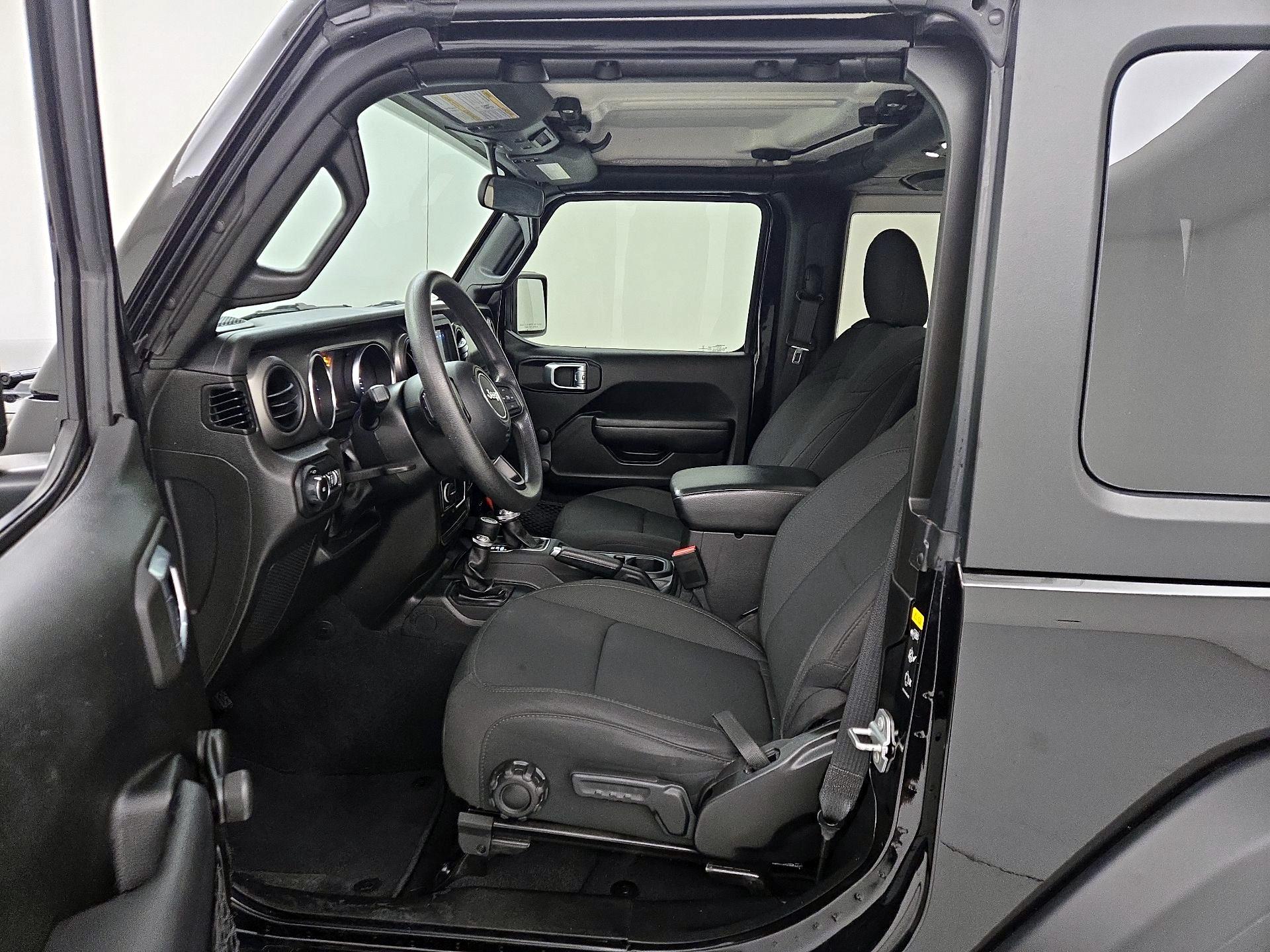 Thumbnail: 2022 Jeep Wrangler - 11