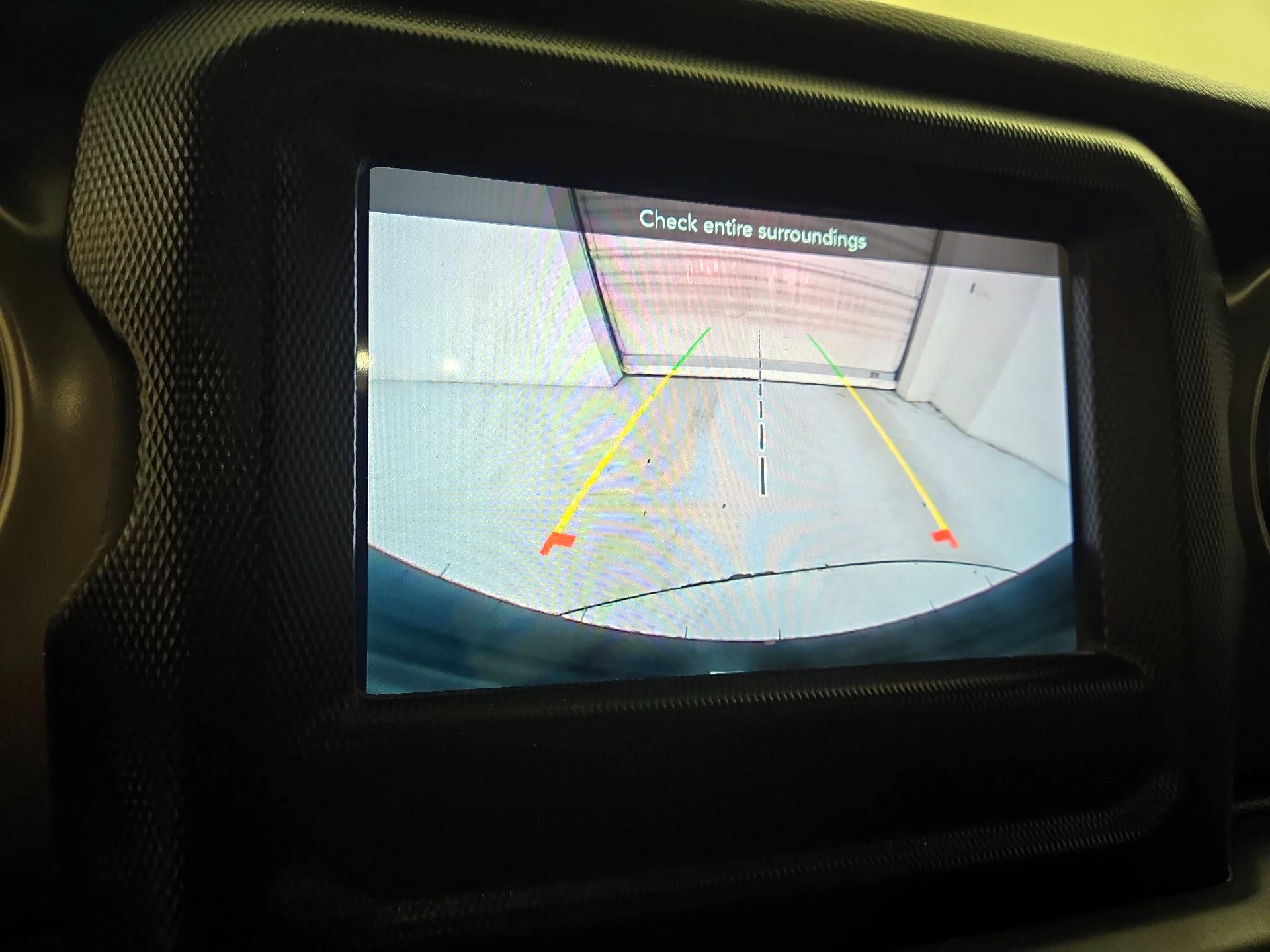 Thumbnail: 2022 Jeep Wrangler - 14