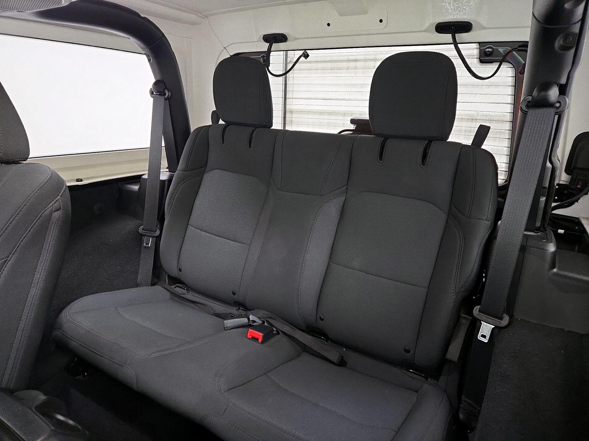 Thumbnail: 2022 Jeep Wrangler - 19