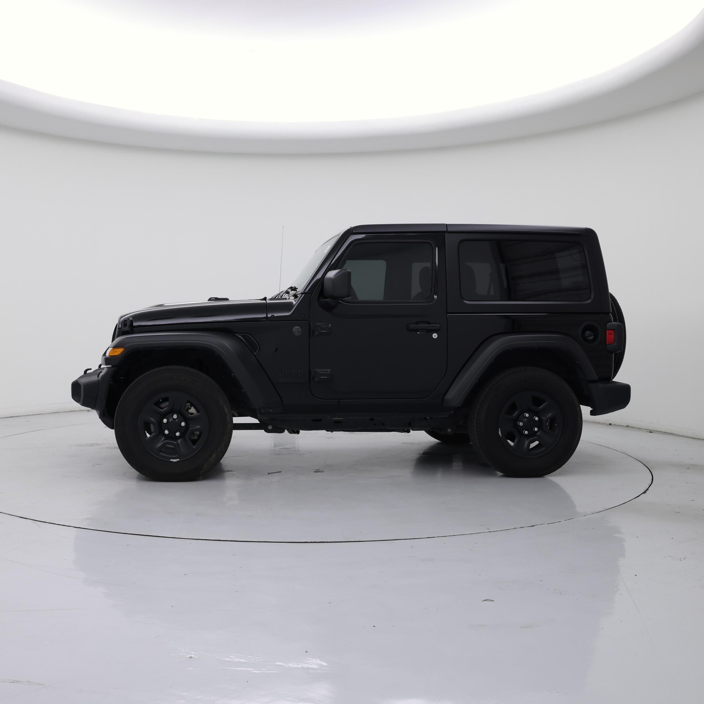 Thumbnail: 2022 Jeep Wrangler - 3