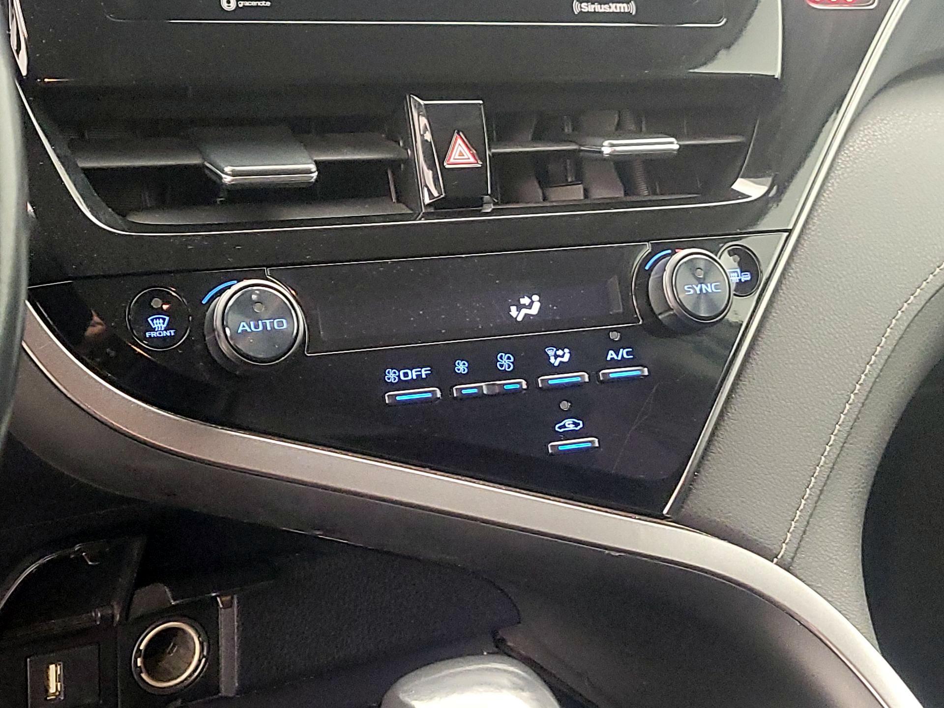 Thumbnail: 2023 Toyota Camry - 16