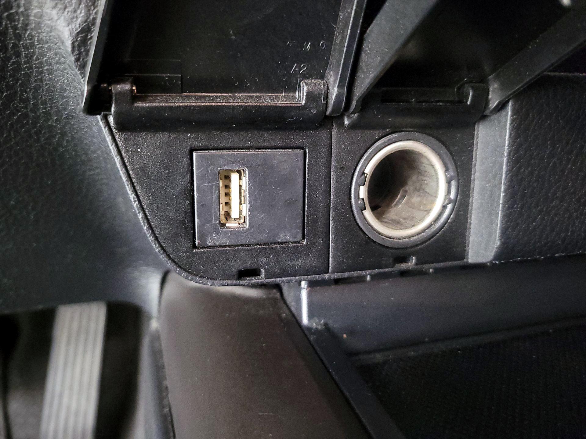 Thumbnail: 2023 Toyota Camry - 18