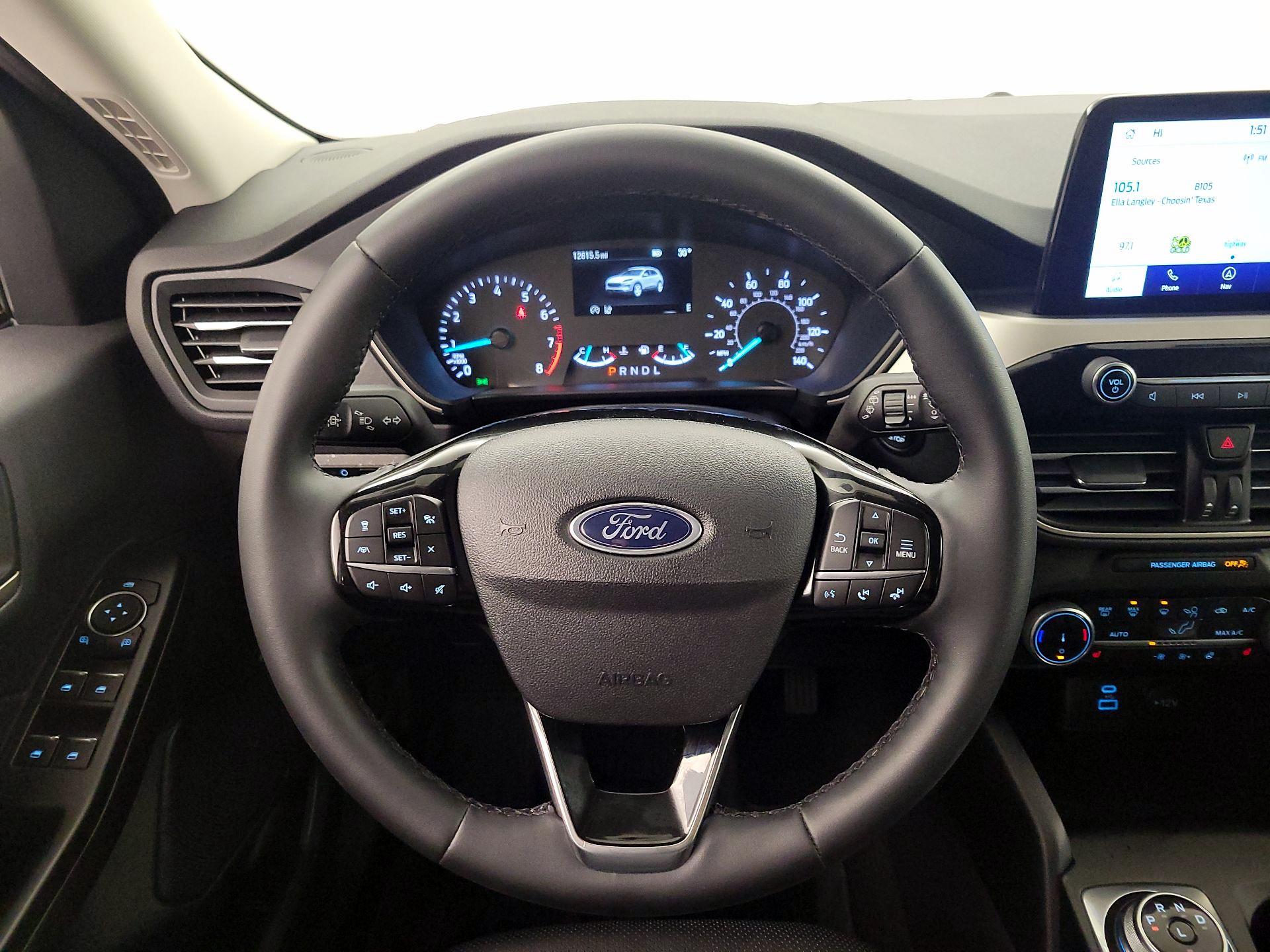 Thumbnail: 2022 Ford Escape - 10