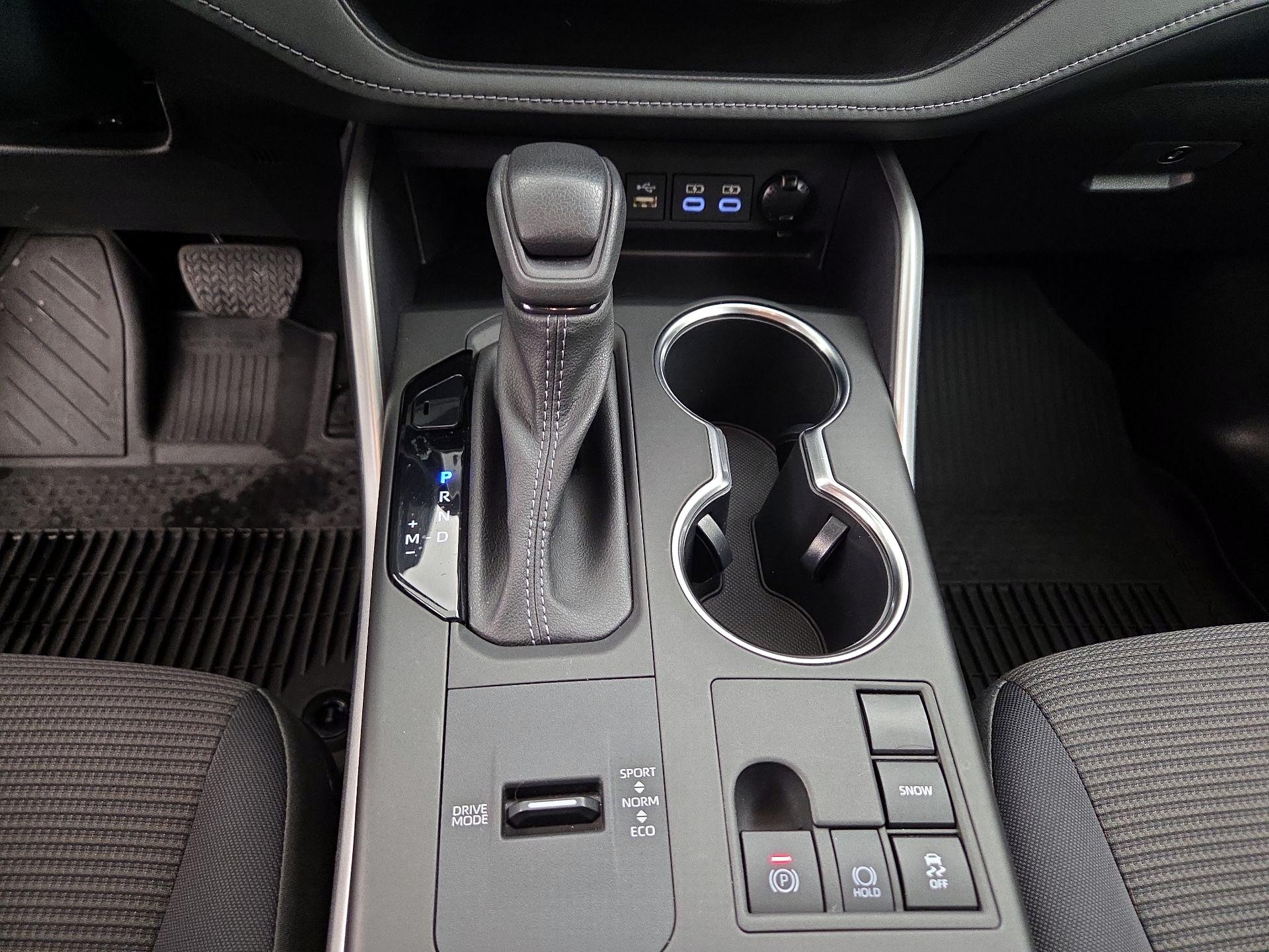 Thumbnail: 2023 Toyota Highlander - 17