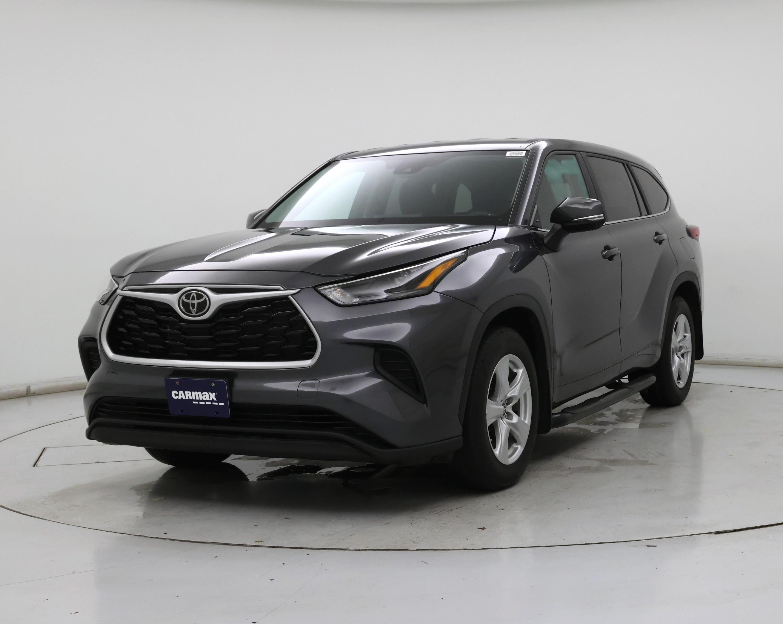 Thumbnail: 2023 Toyota Highlander - 4