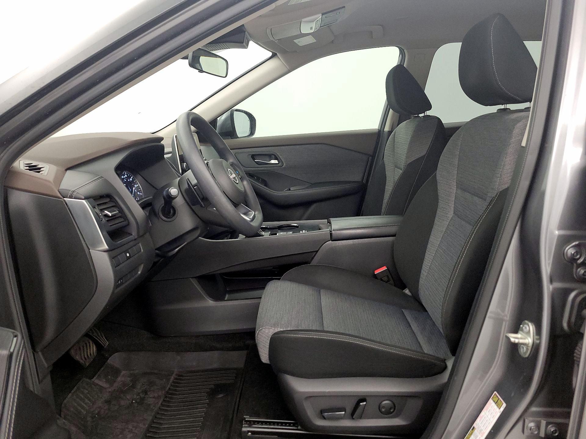 Thumbnail: 2023 Nissan Rogue - 11