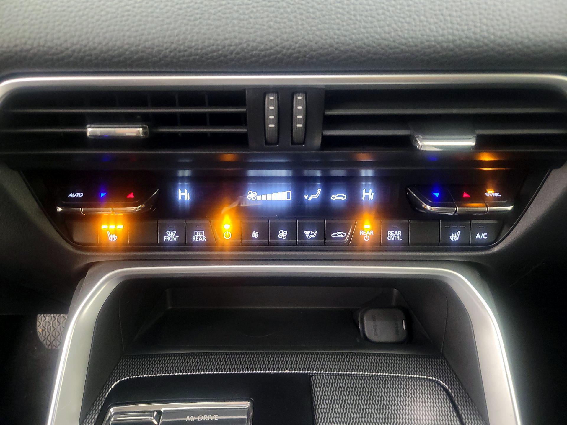 Thumbnail: 2024 Mazda CX-90 - 16