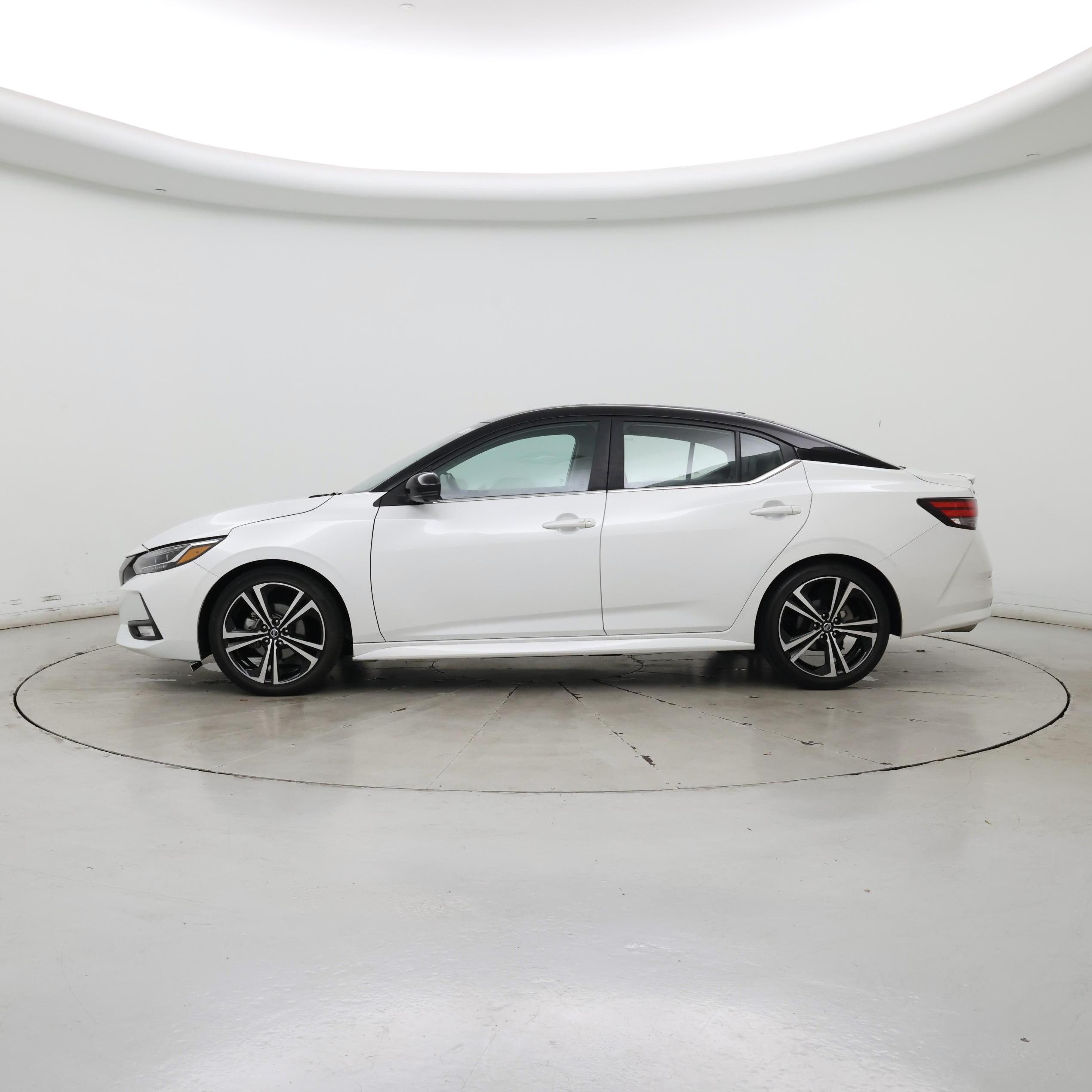 Thumbnail: 2023 Nissan Sentra - 3