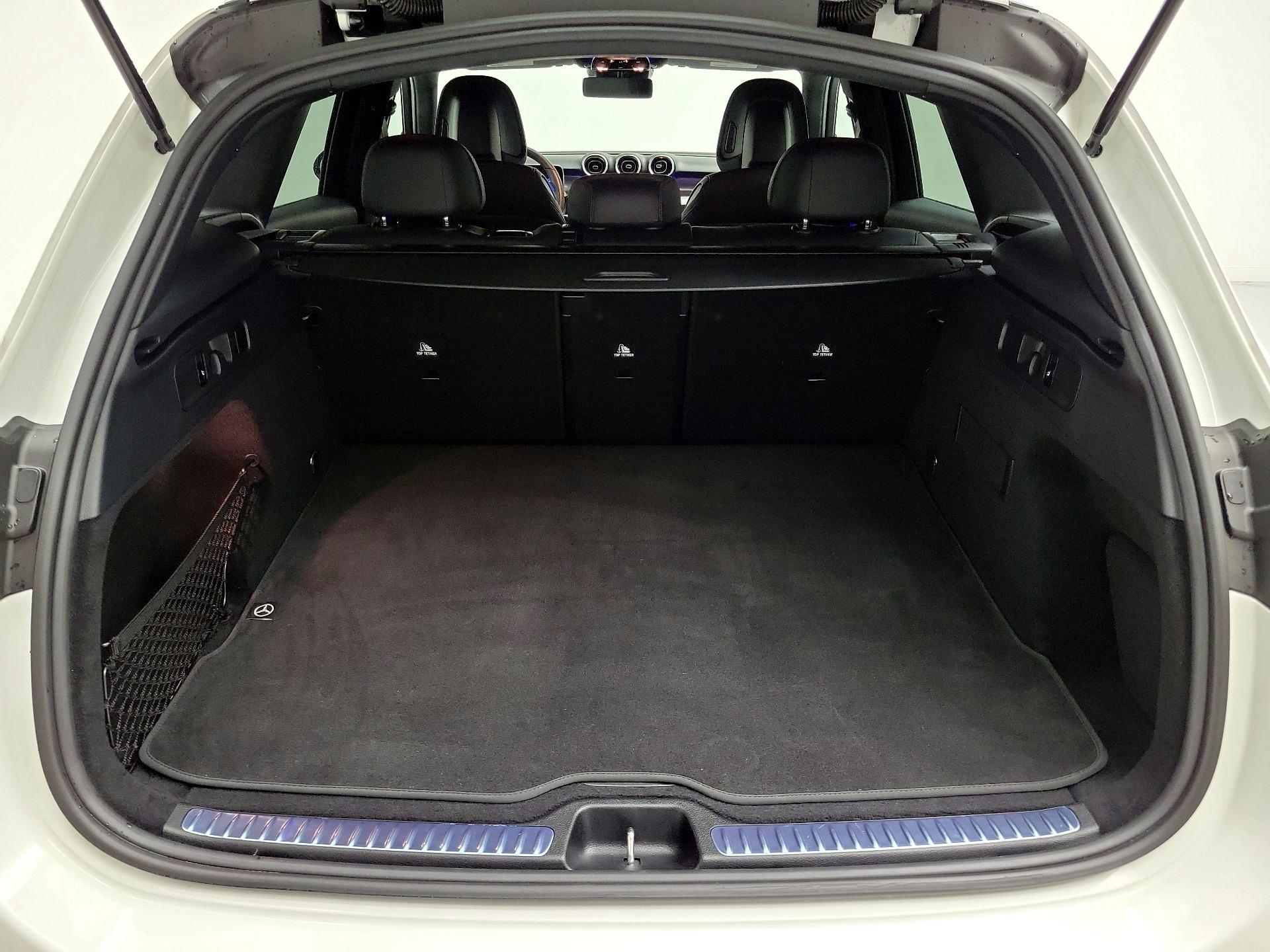 Thumbnail: 2025 Mercedes-Benz GLC - 20