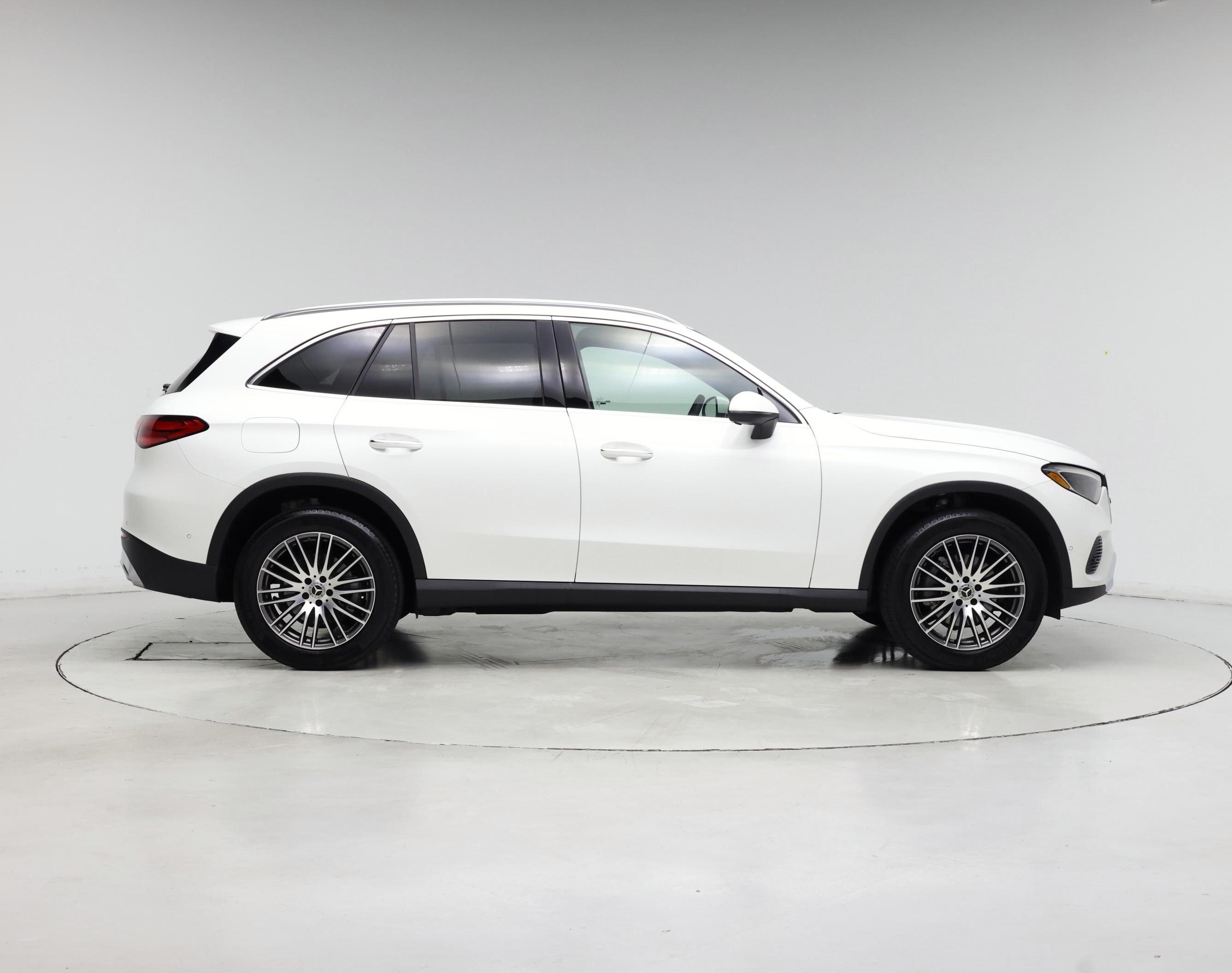 Thumbnail: 2025 Mercedes-Benz GLC - 7