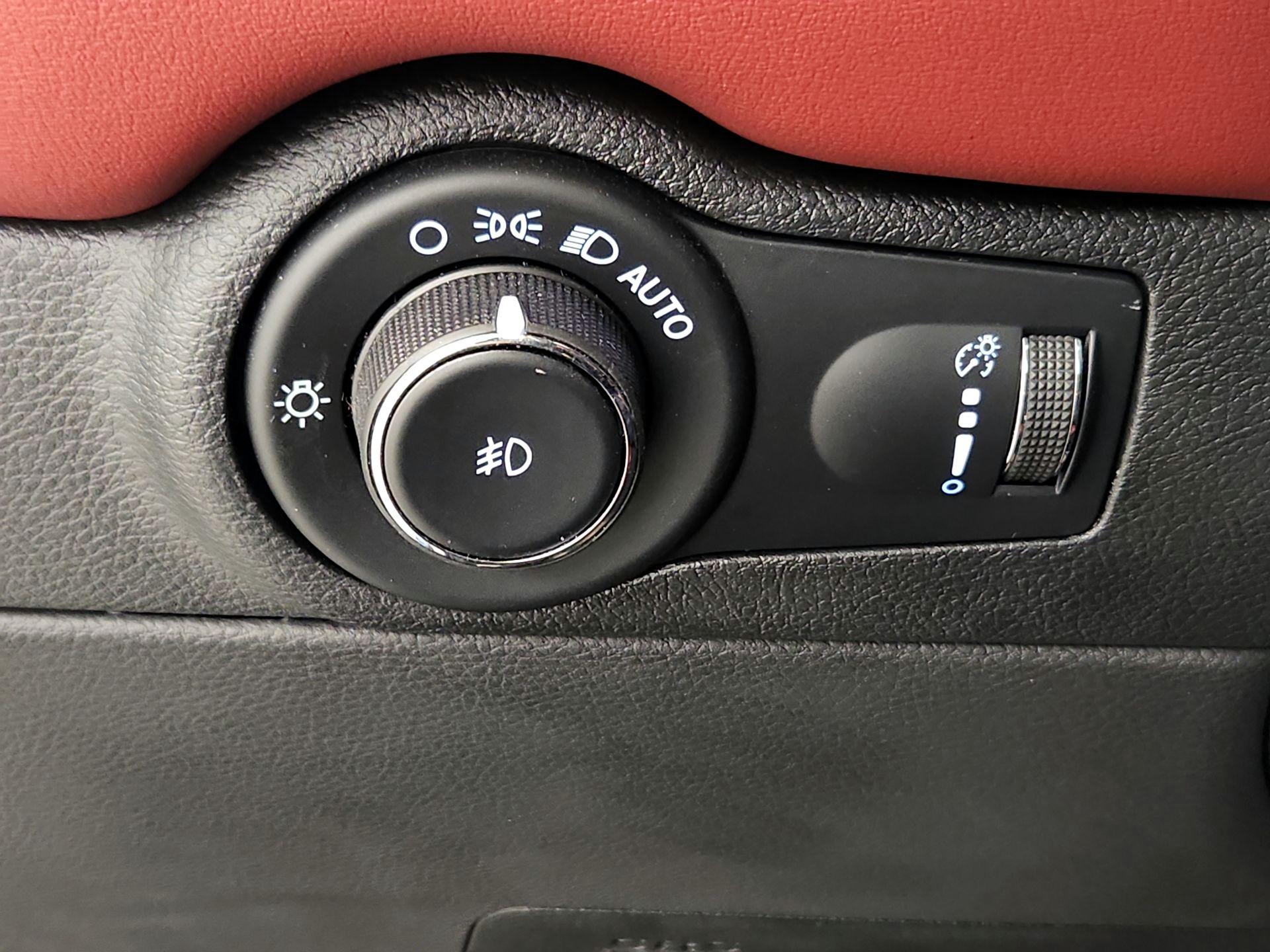 Thumbnail: 2023 Dodge Durango - 13