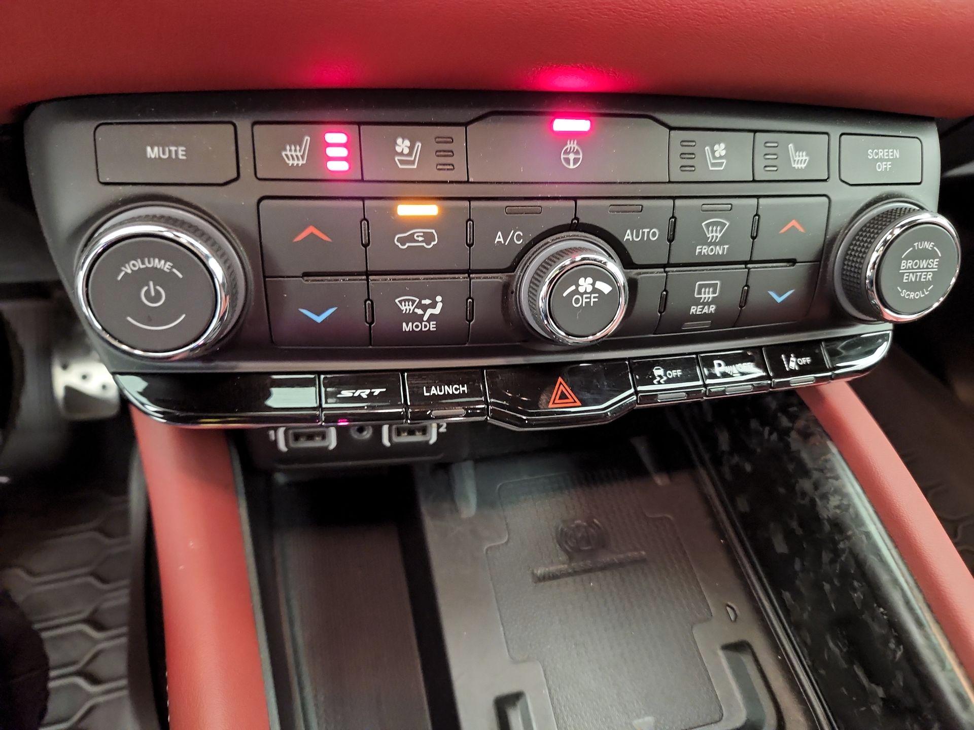 Thumbnail: 2023 Dodge Durango - 17