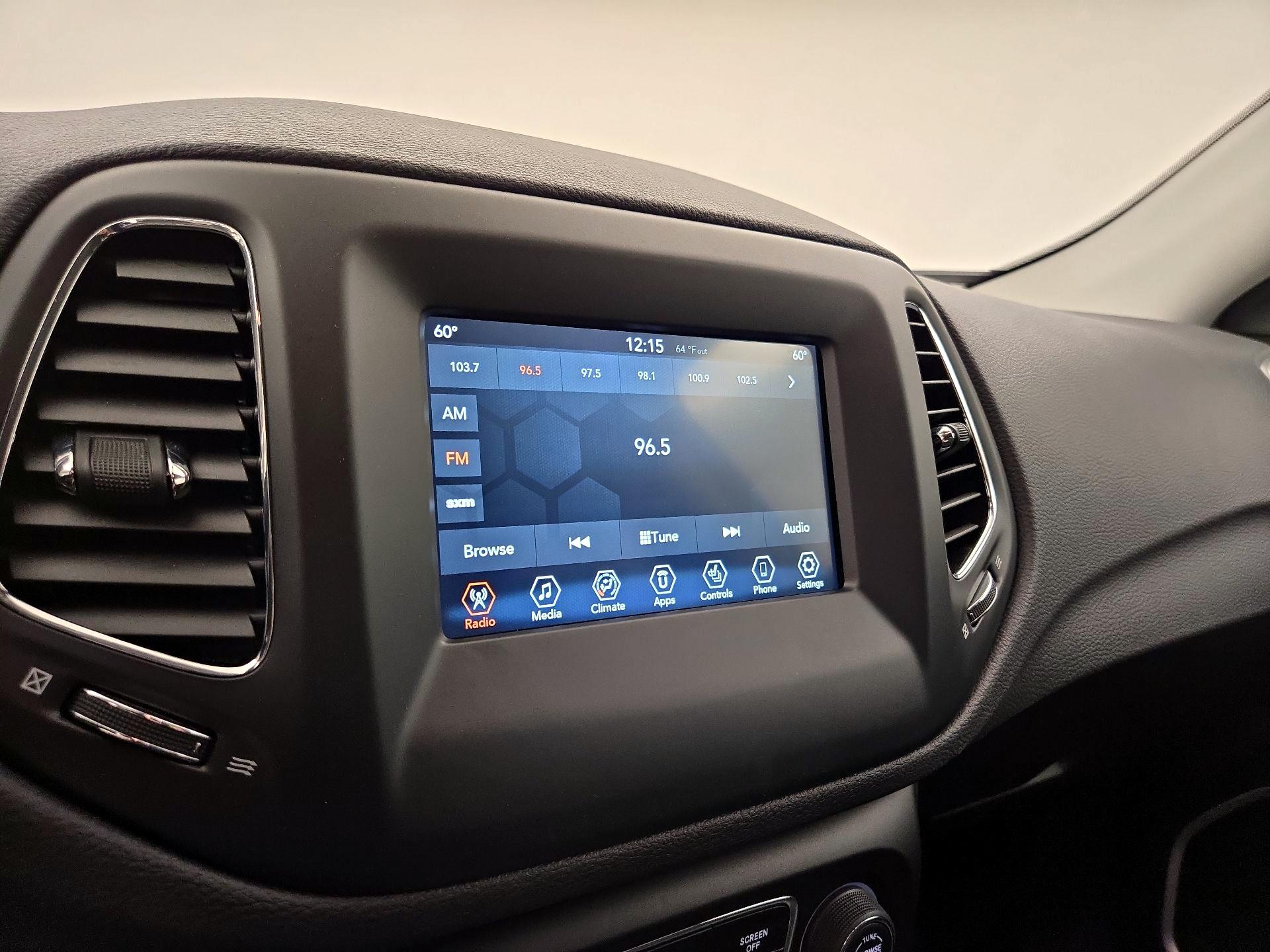 Thumbnail: 2021 Jeep Compass - 15