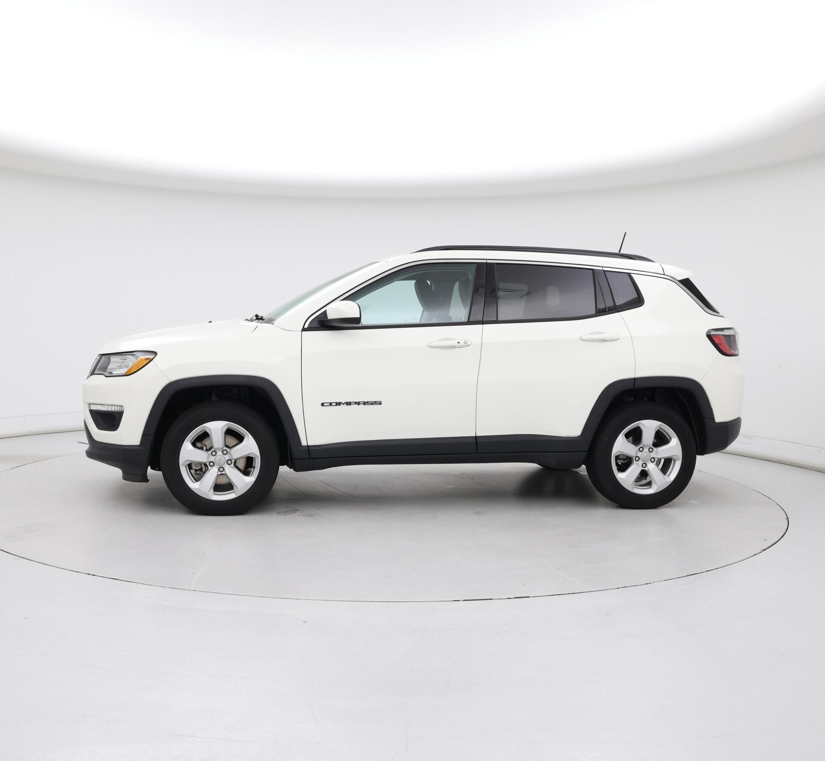 Thumbnail: 2021 Jeep Compass - 3