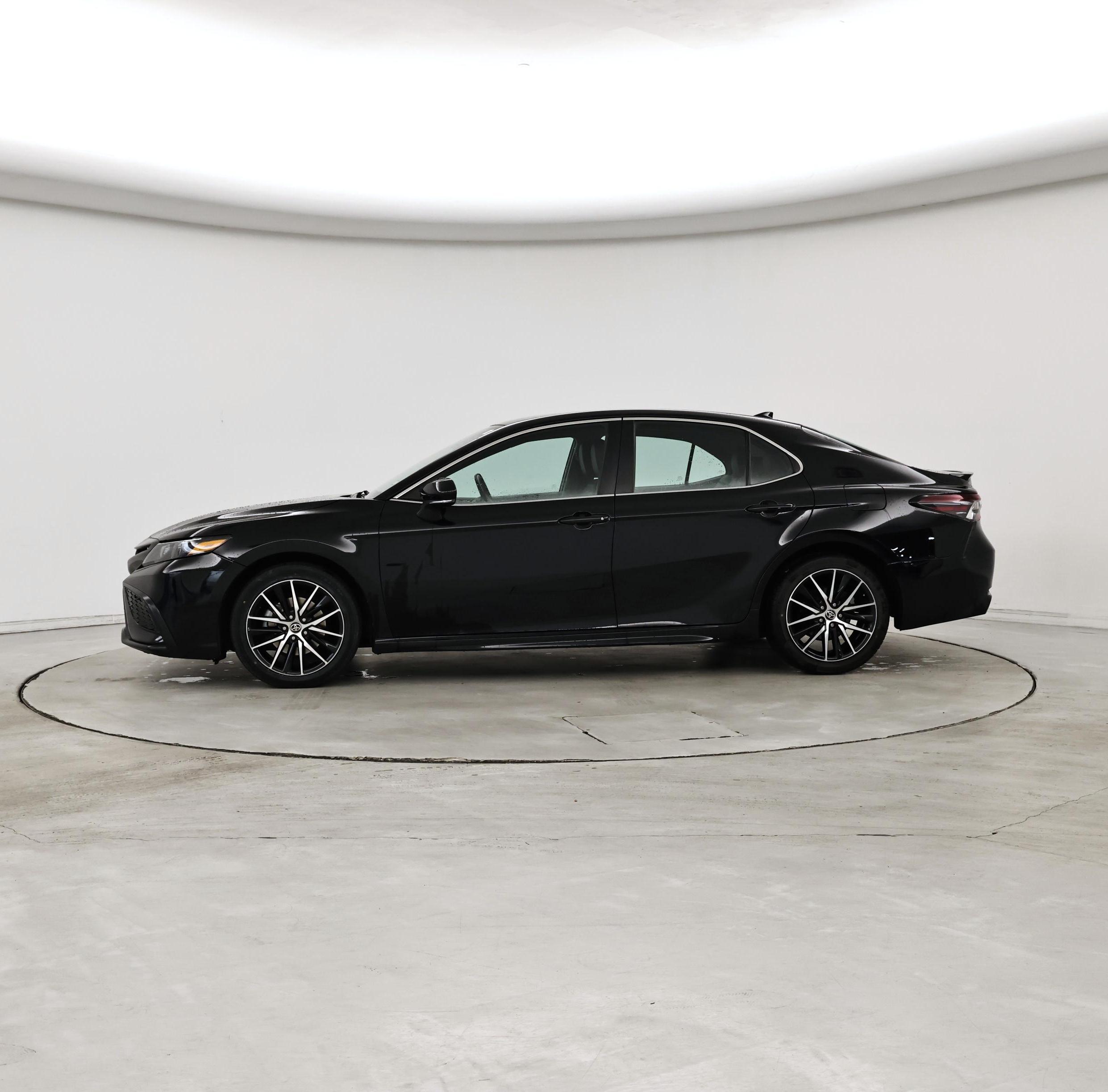 Thumbnail: 2023 Toyota Camry - 3