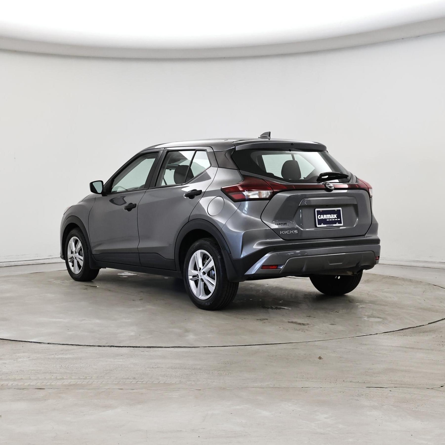 Thumbnail: 2023 Nissan Kicks - 2