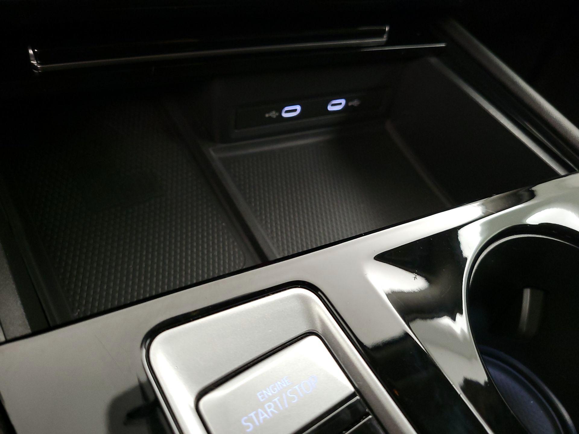 Thumbnail: 2024 Volkswagen Atlas - 18