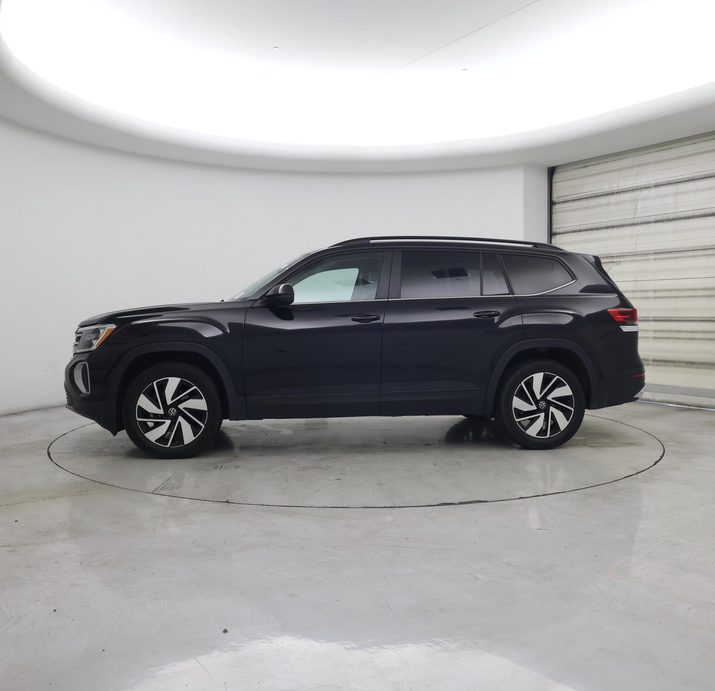 Thumbnail: 2024 Volkswagen Atlas - 3